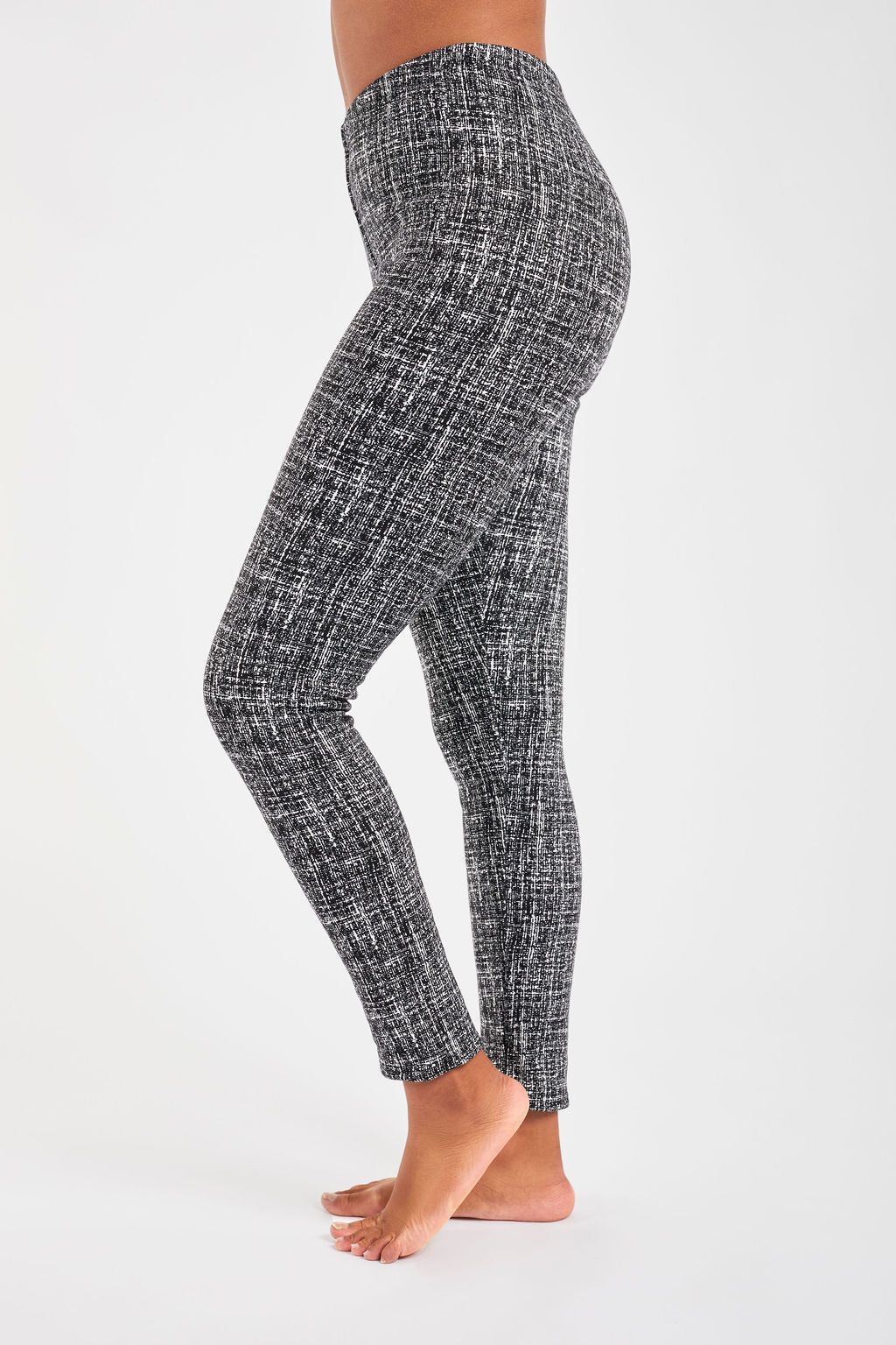 B&W - Cozy Lined sold by Just Cozy