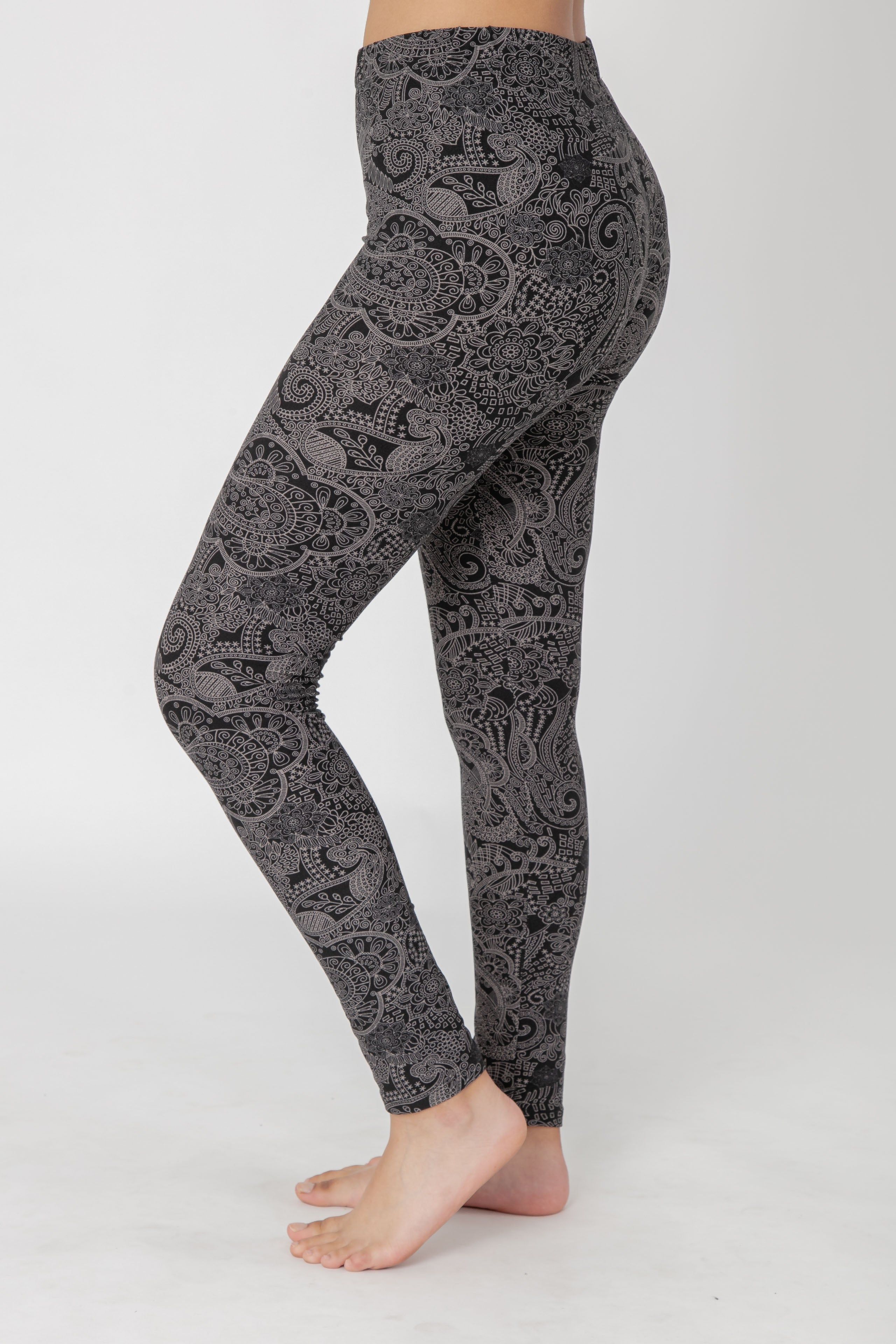 Floral & Paisley - All Season sold by Just Cozy