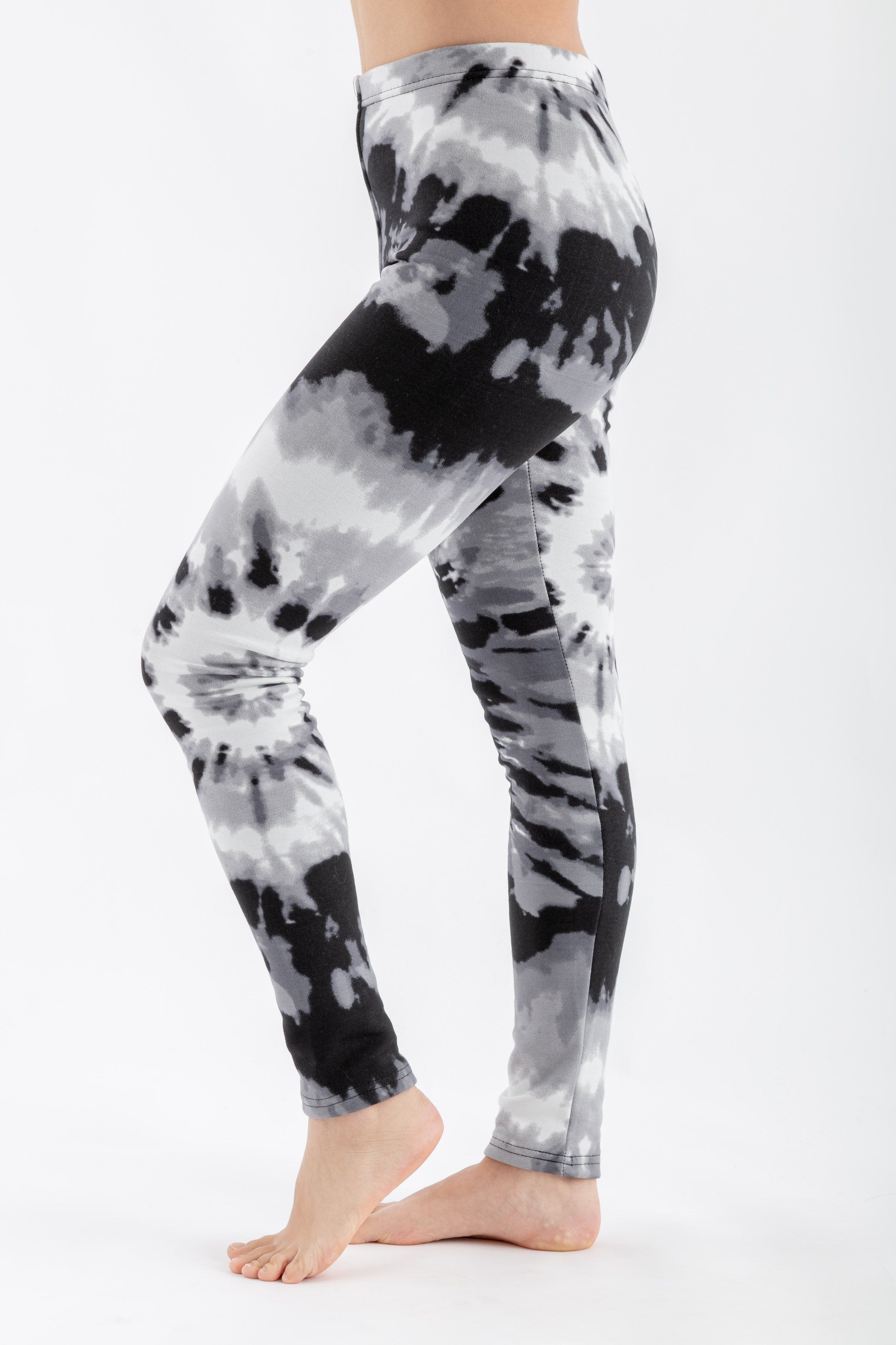 B&W Dye - Cozy Lined sold by Just Cozy