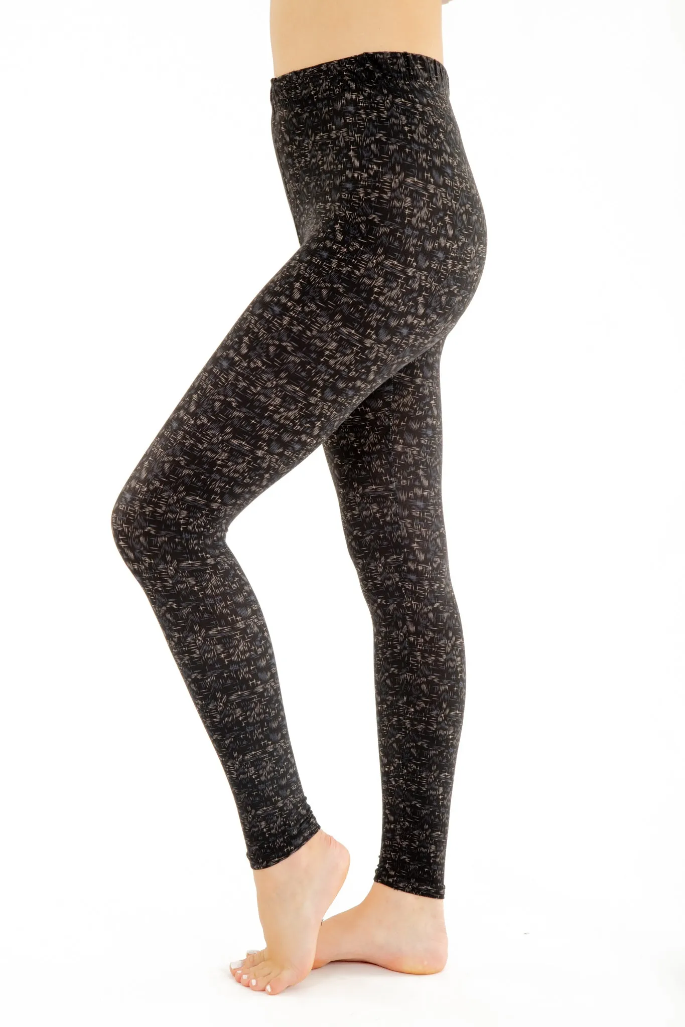 Brushstroke - All Season sold by Just Cozy