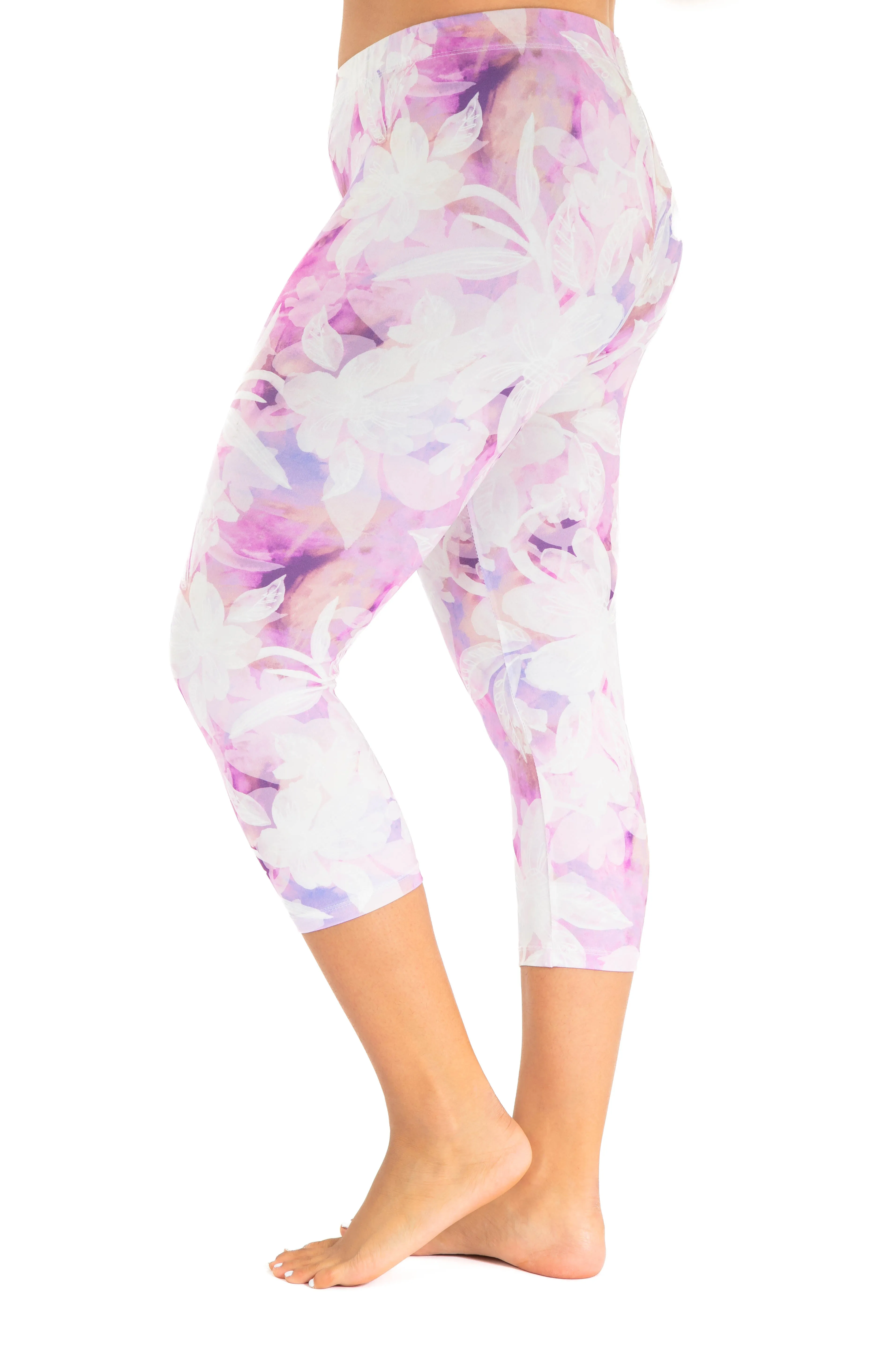 Poppies - Capris sold by Just Cozy