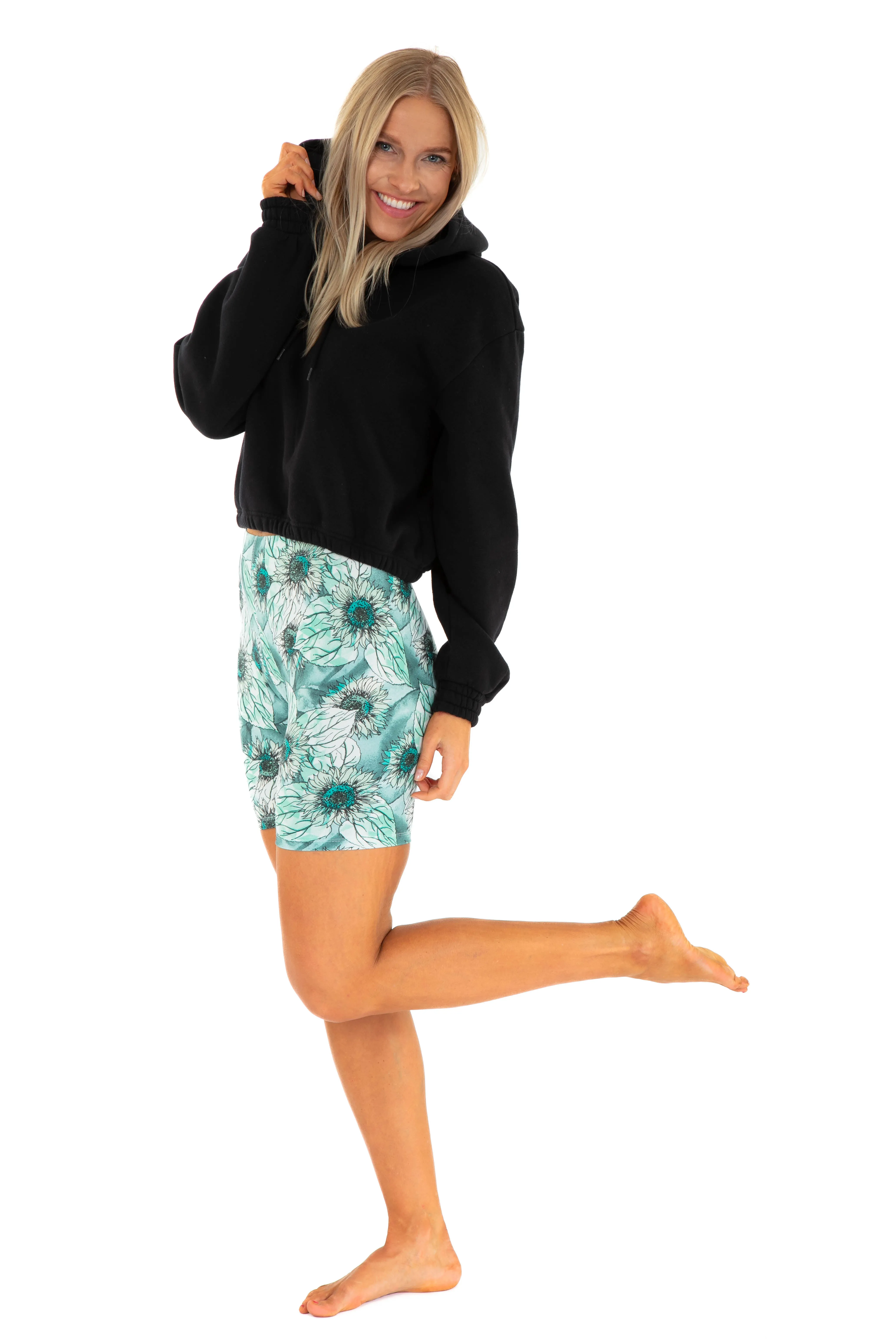 Green Daisies - Shorts sold by Just Cozy product image thumbnail 4