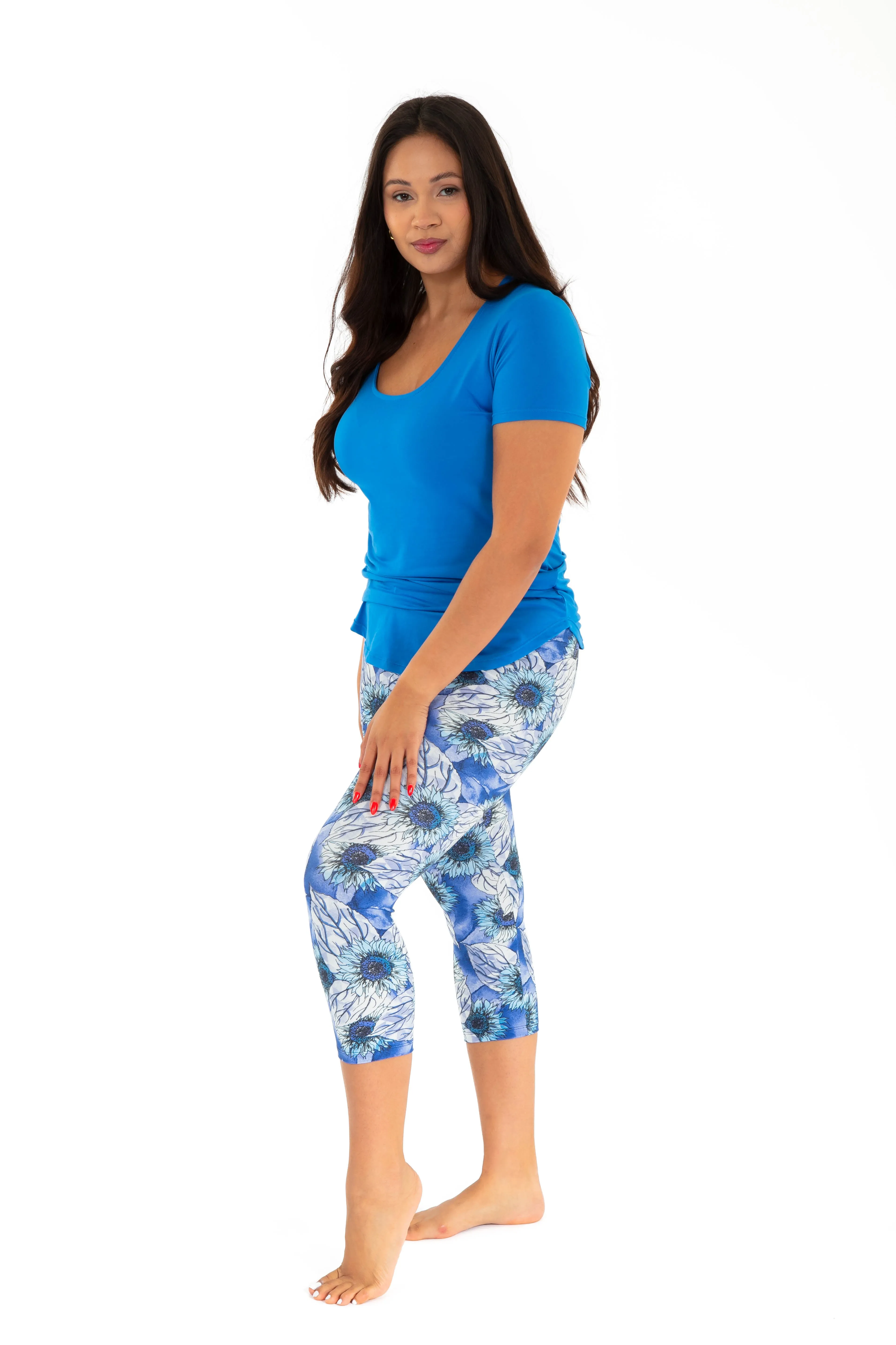 Blue Daisies - Capris sold by Just Cozy product image thumbnail 4