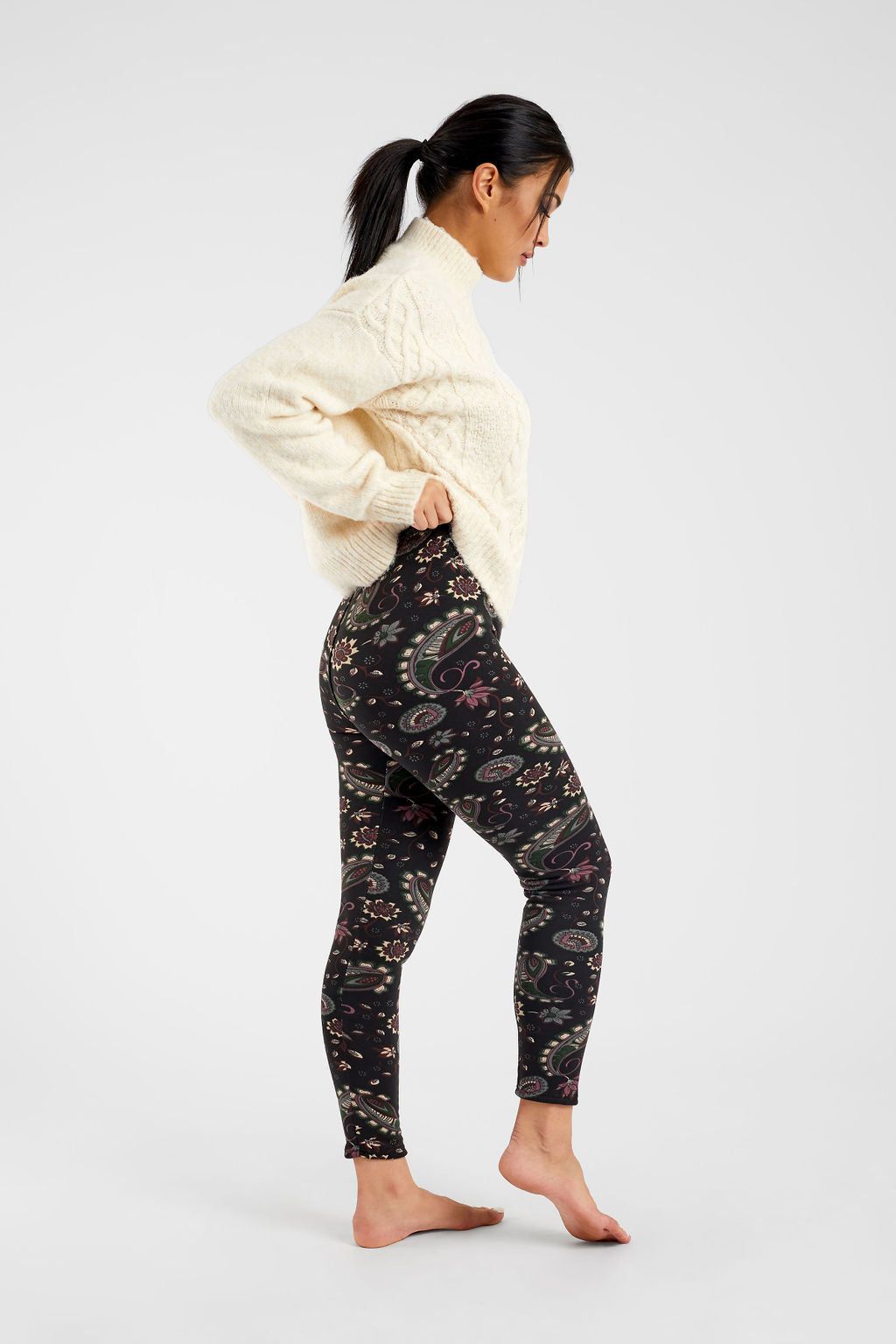 Dark Paisley - Cozy Lined sold by Just Cozy product image thumbnail 3