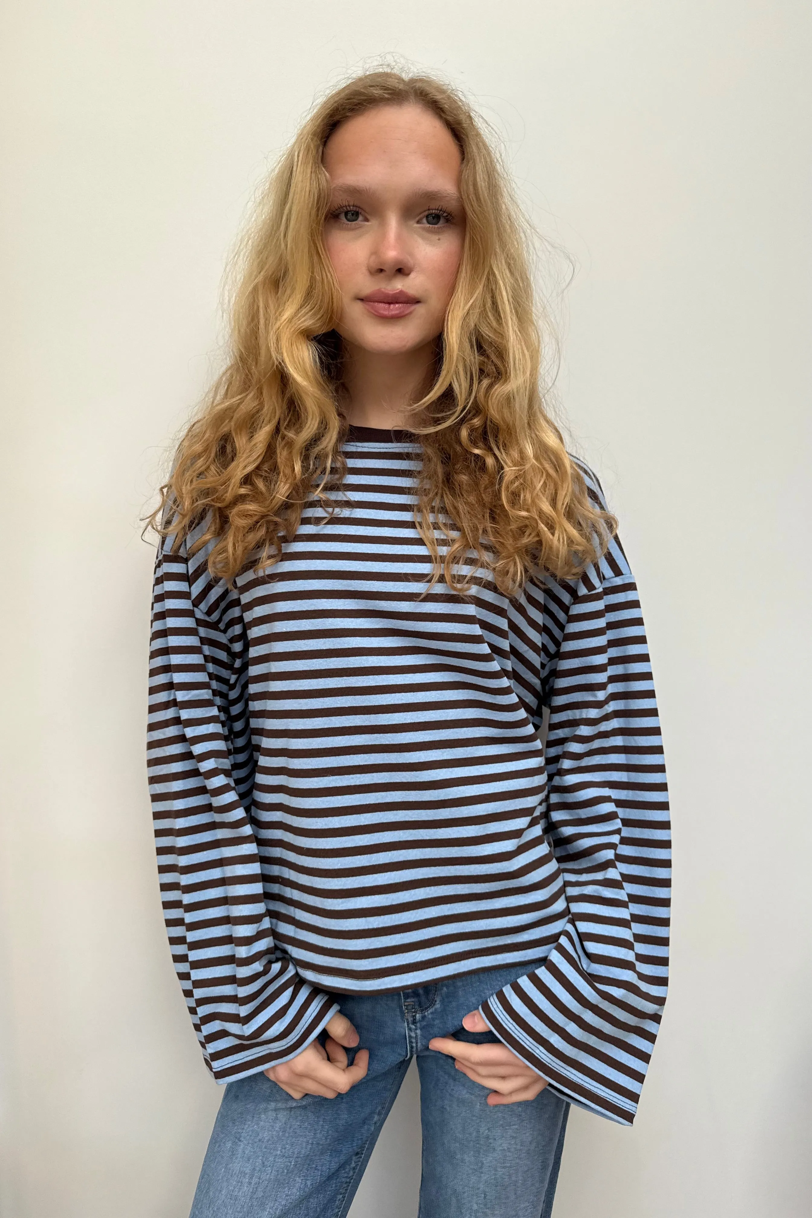 Anna Crewneck -Brown/Blue sold by Ost London product image thumbnail 3