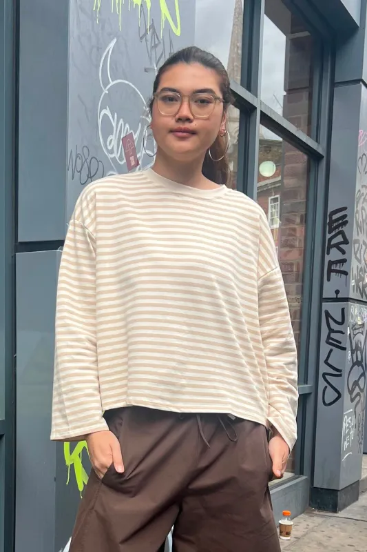 Anna Crewneck -White/Beige made by Ost London