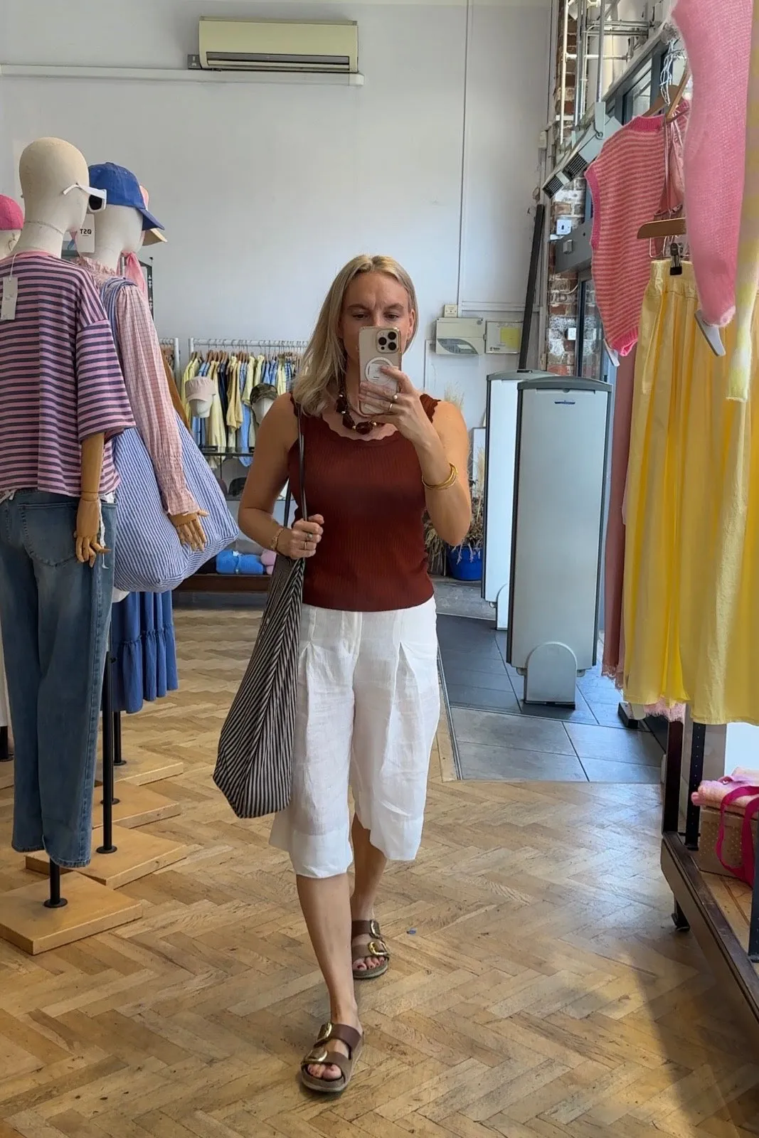 Jillian Linen Bermuda Shorts -White sold by Ost London product image thumbnail 3