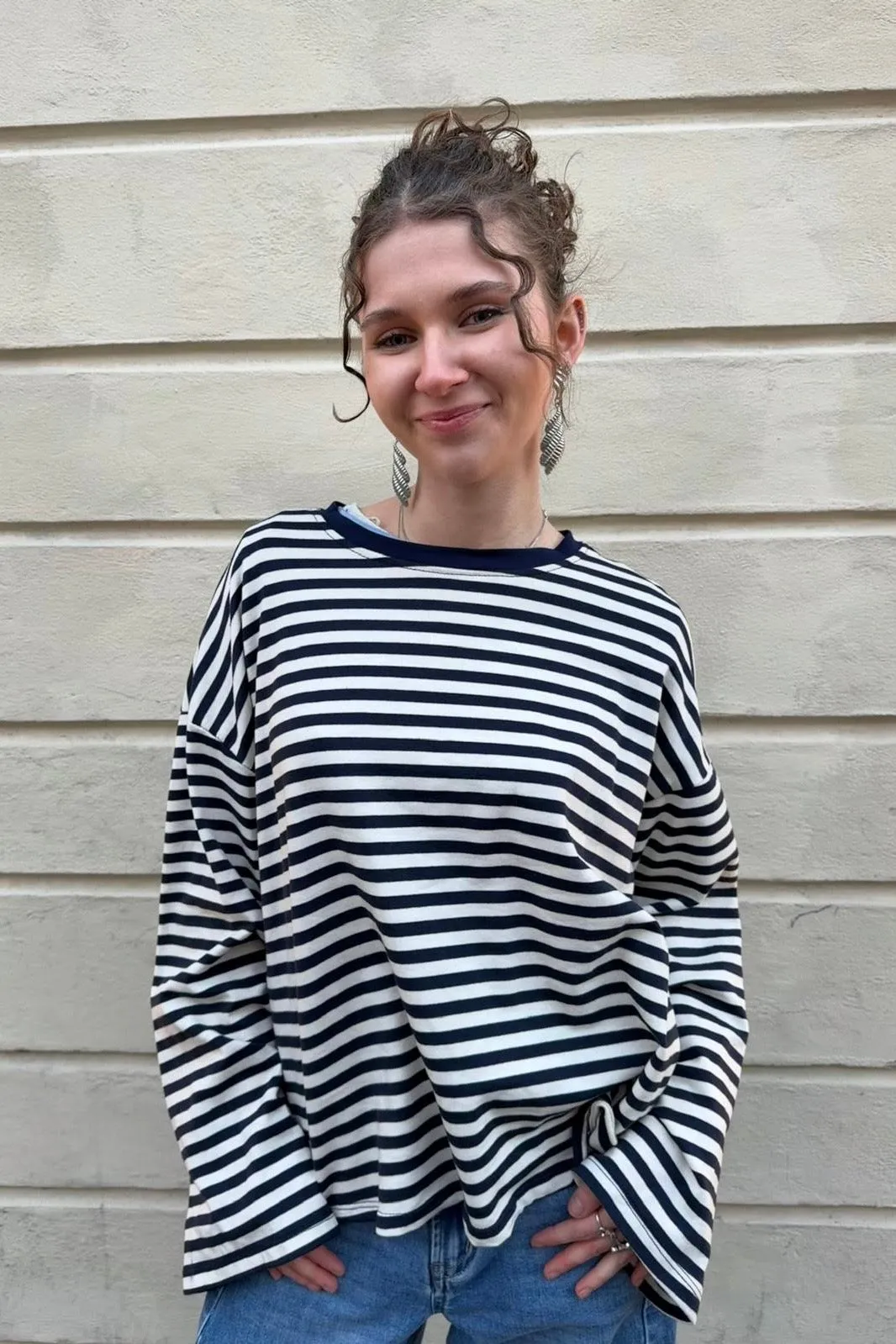 Anna Crewneck -Navy sold by Ost London product image thumbnail 3