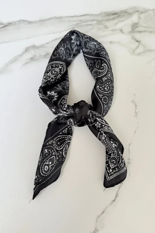 Vilja Scarf -Black/White Paisley made by Ost London