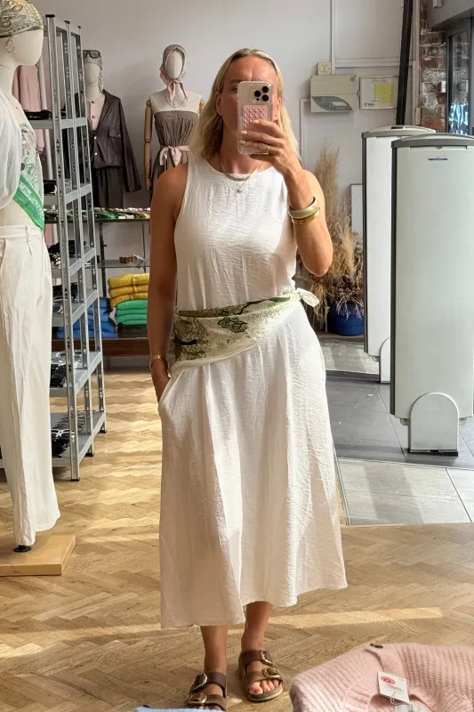 Ella Dress -White made by Ost London