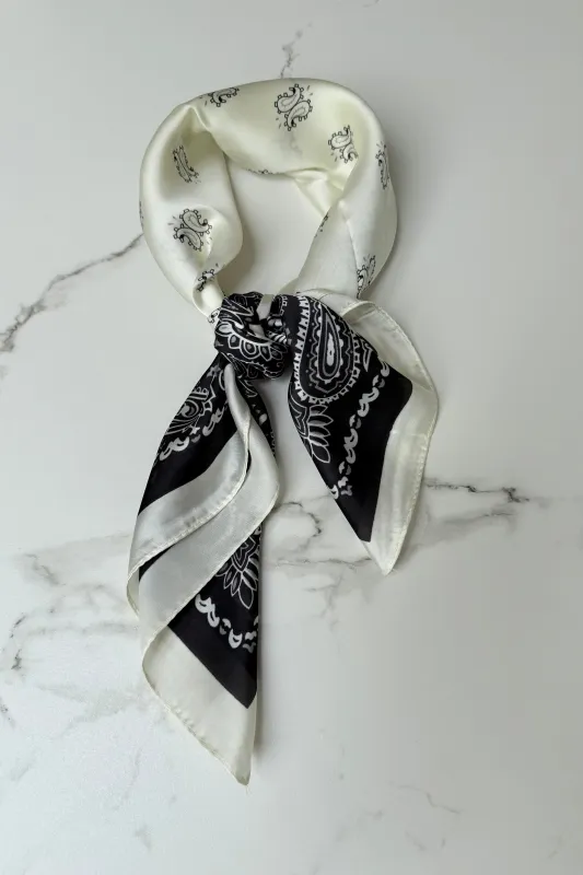 Vilja Scarf -Black/White bandana made by Ost London
