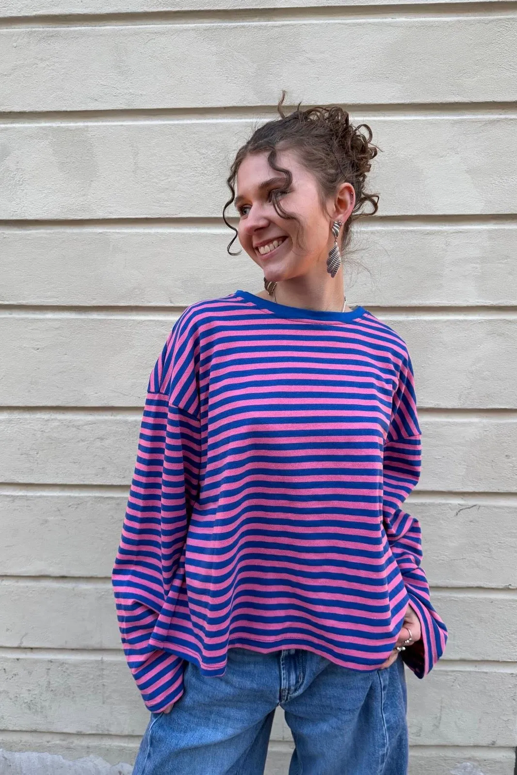 Anna Crewneck -Pink/Royal sold by Ost London product image thumbnail 3