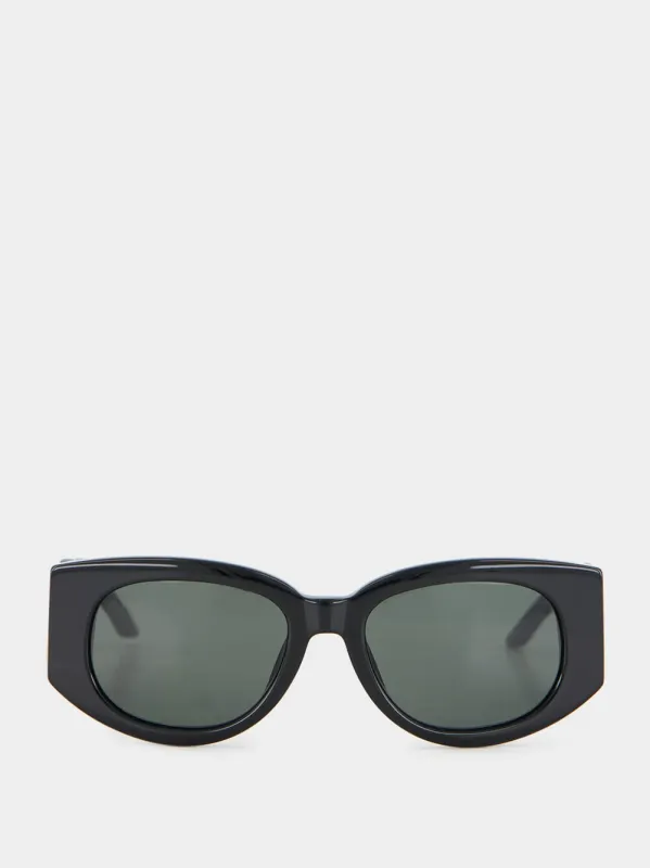 The Memphis Black Sunglasses sold by Fashion Clinic