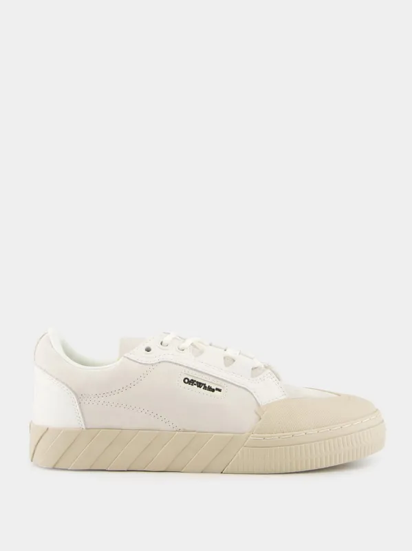 Beige Low Vulcanized 779 Sneakers sold by Fashion Clinic