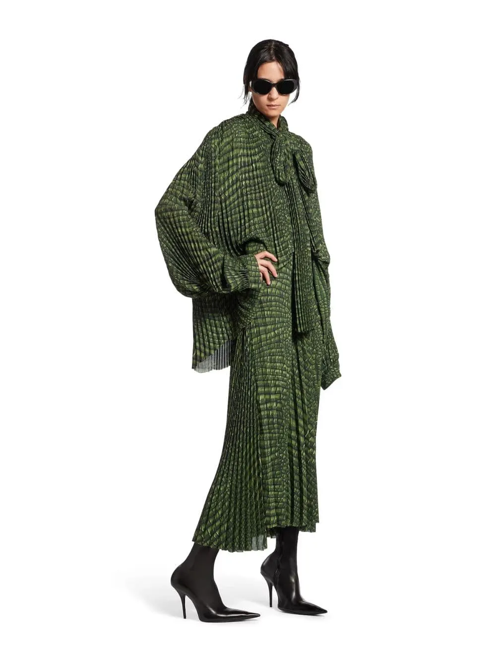 Green Double Sleeve Pleated Dress sold by Fashion Clinic product image thumbnail 2