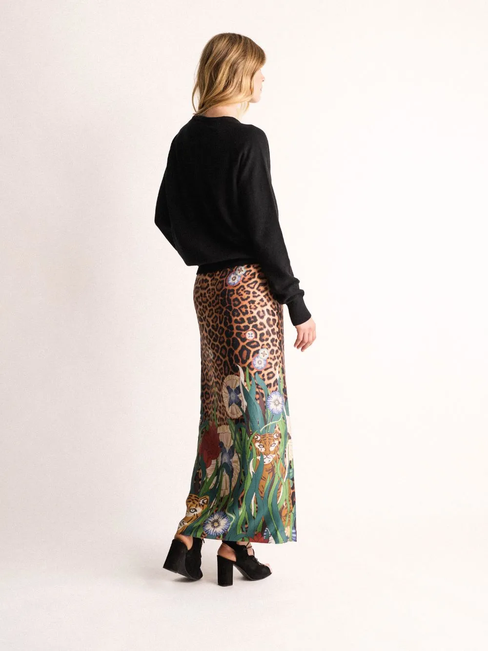 Dianela Tap Shoe Cashmere Blouse sold by Fashion Clinic product image thumbnail 3