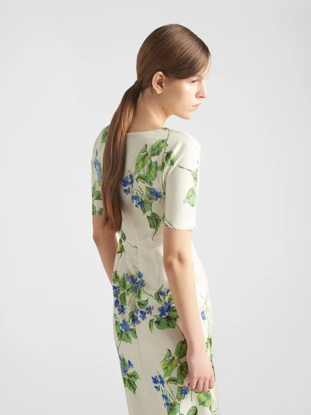 Re-Edition 2003 Violet Print Silk Dress sold by Fashion Clinic product image thumbnail 4