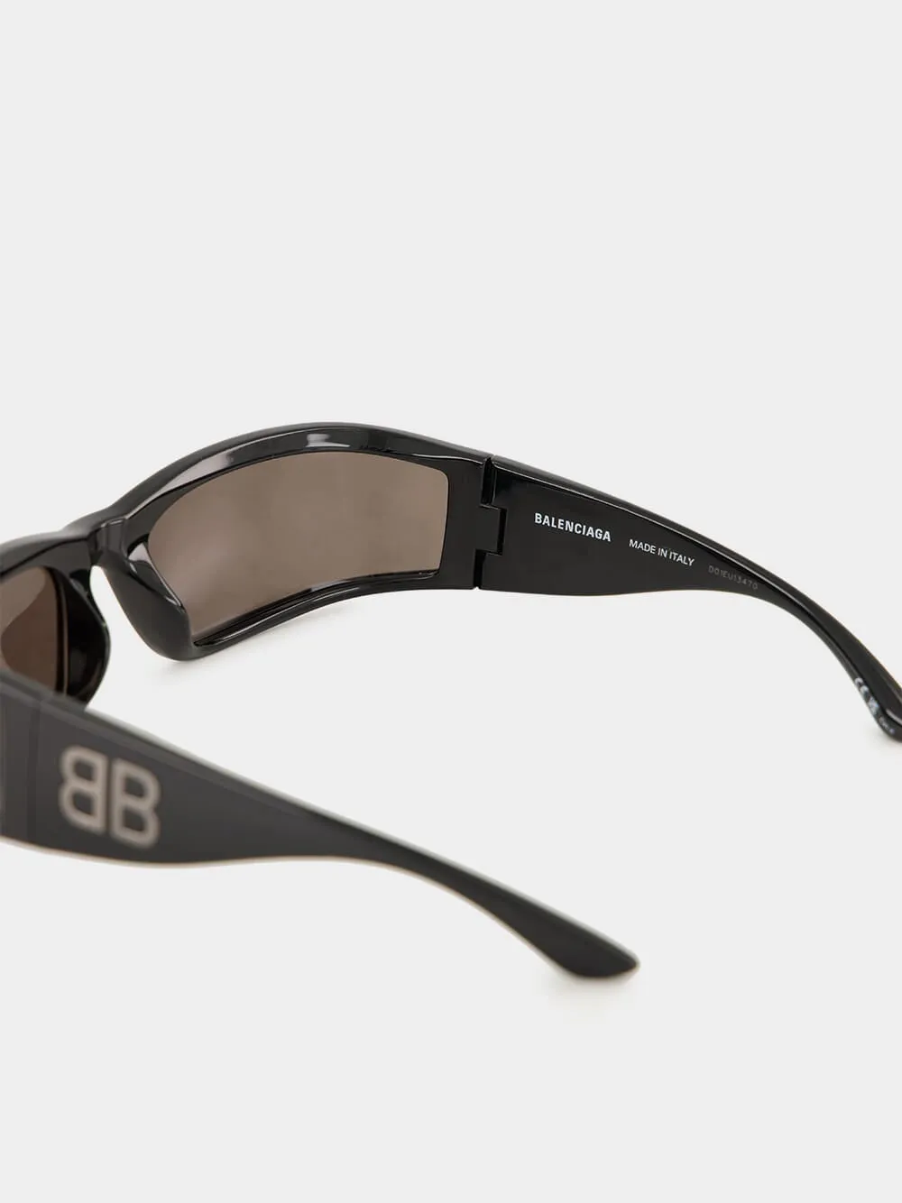 Sunset Rectangle Sunglasses in Black sold by Fashion Clinic product image thumbnail 4