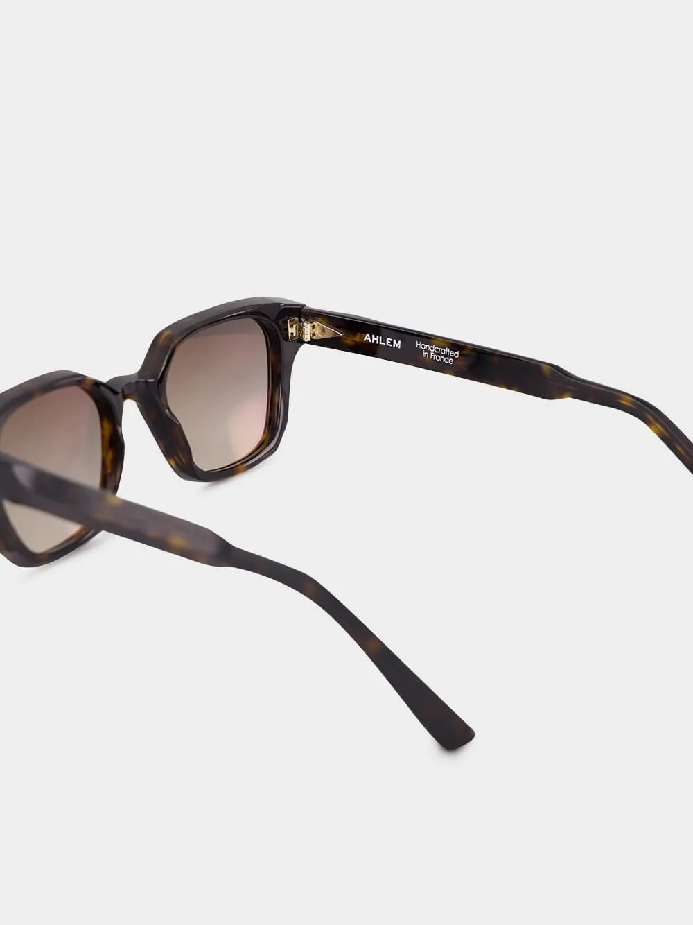 Saint-Georges Sunglasses in Dark Turtle and Rain Gradient sold by Fashion Clinic product image thumbnail 4