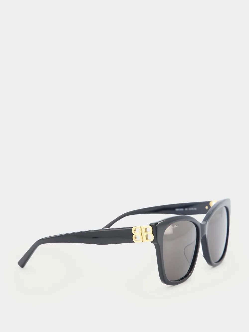 Dynasty sunglasses sold by Fashion Clinic product image thumbnail 2