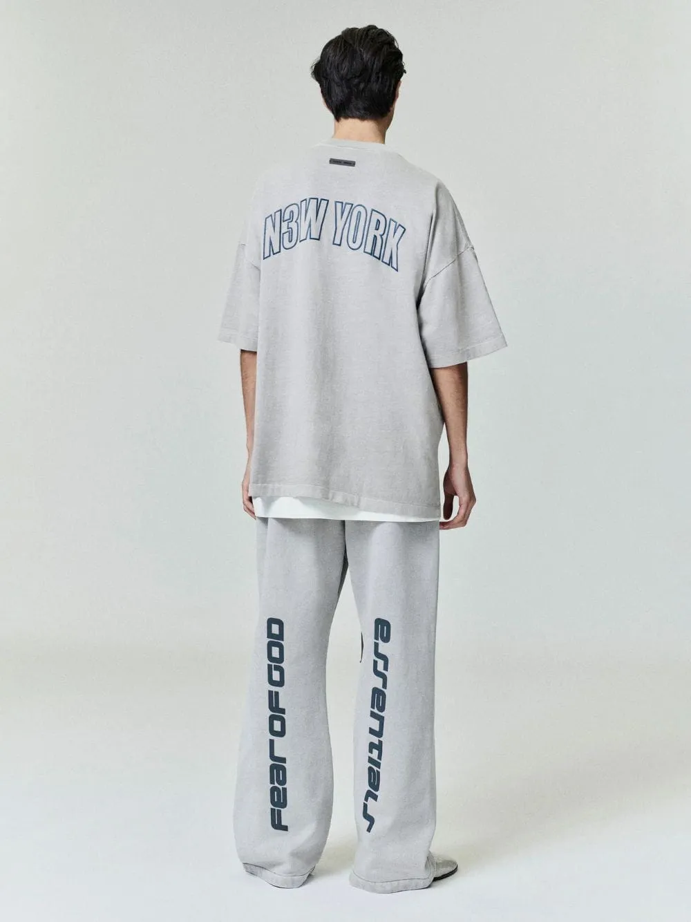 Smoke Grey New York 90s Oversized T-Shirt sold by Fashion Clinic product image thumbnail 3