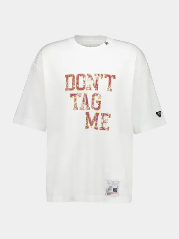 White Don’t Tag Me Printed T-Shirt made by Maison MIHARA YASUHIRO