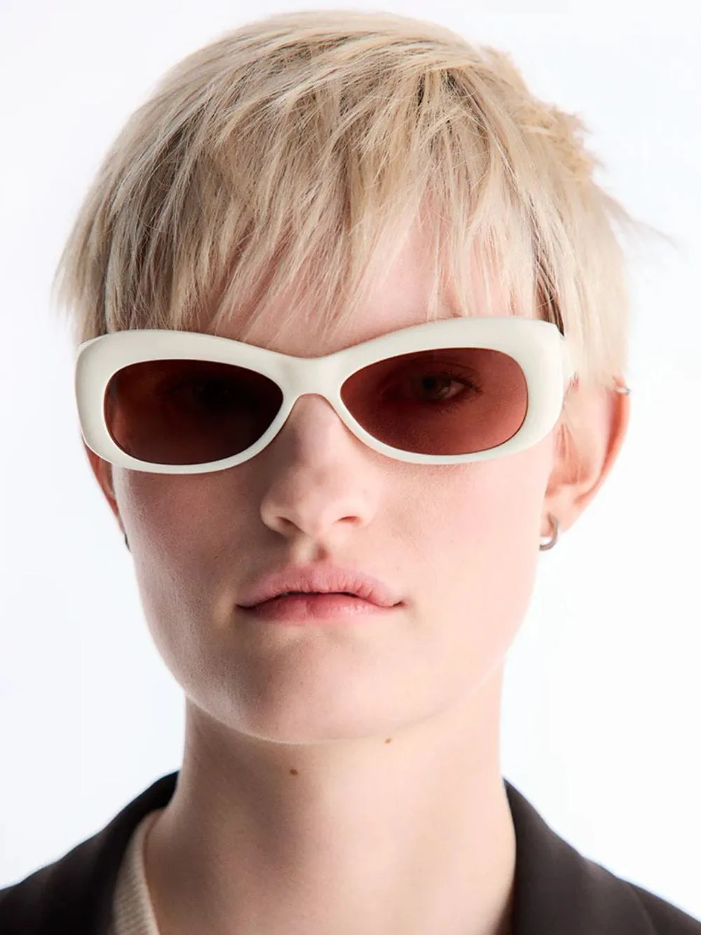 White Oval Lydia Acetate Sunglasses sold by Fashion Clinic product image thumbnail 2