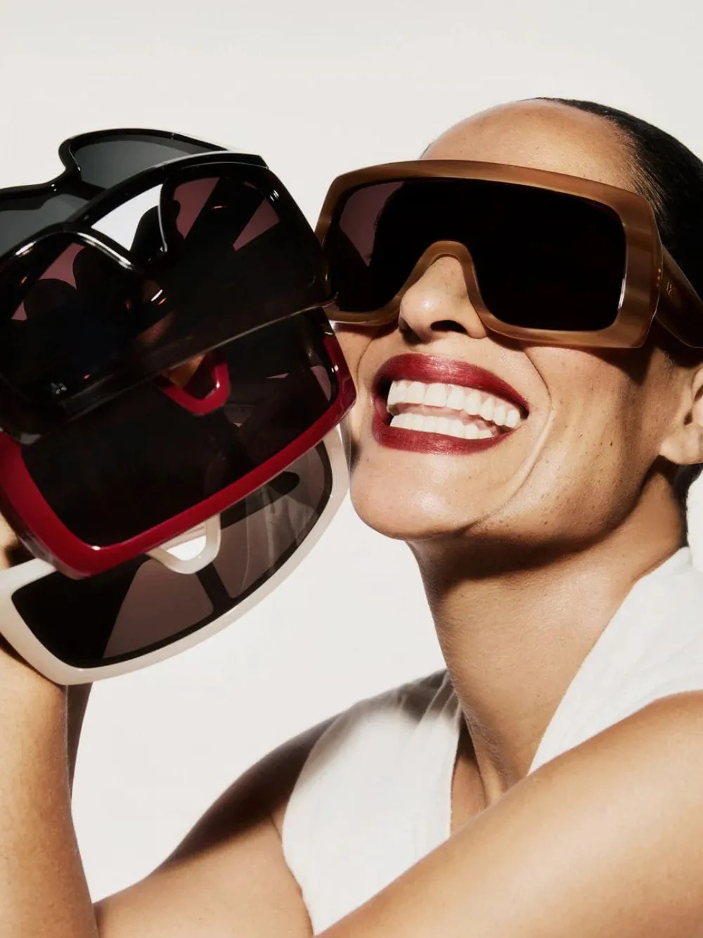 Brown Freedom Oversized Sunglasses sold by Fashion Clinic product image thumbnail 2