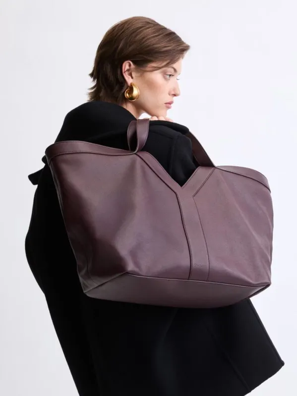 Purple Y Tote in Leather made by Yves Saint Laurent
