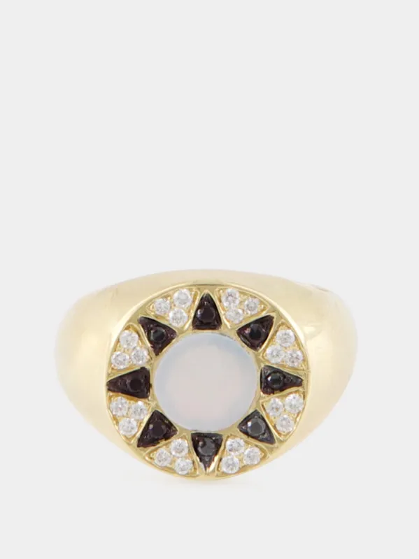 Ibiza Golden Pinky Ring with WMOP in 18K Gold made by Fashion Clinic