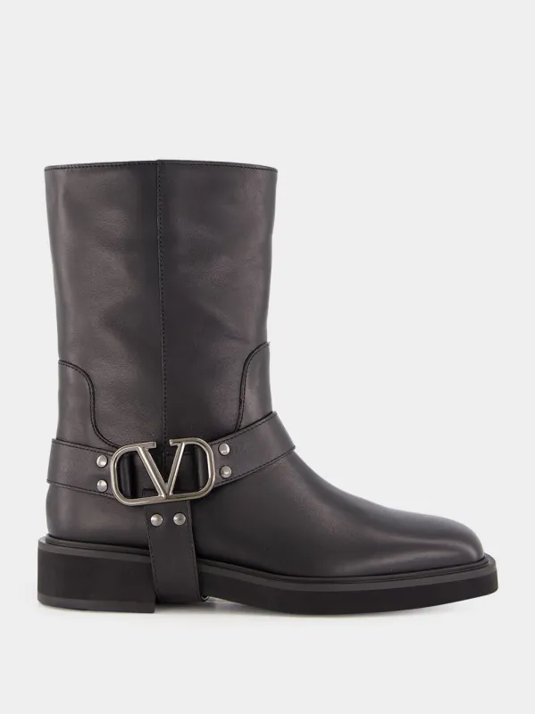 Black Leather Biker Boots made by Valentino Garavani