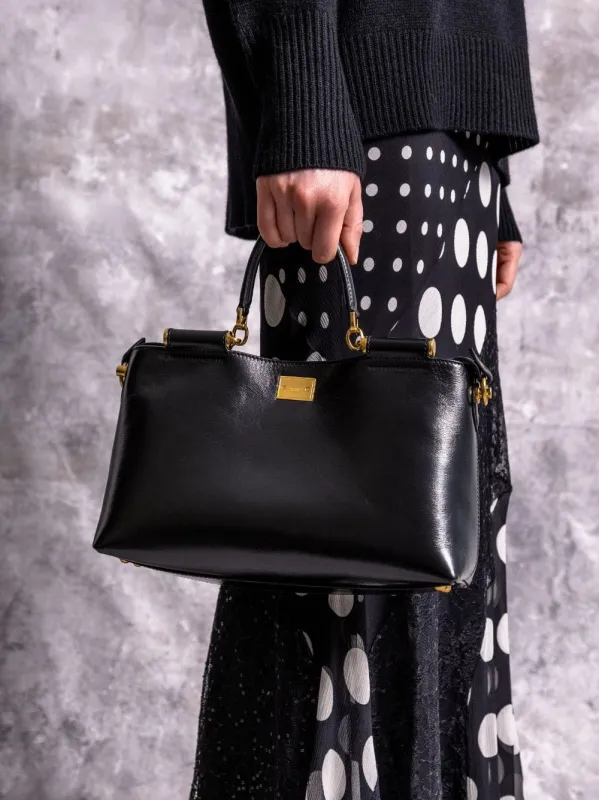 Vittoria Handbag in Black Calfskin made by Dolce & Gabanna