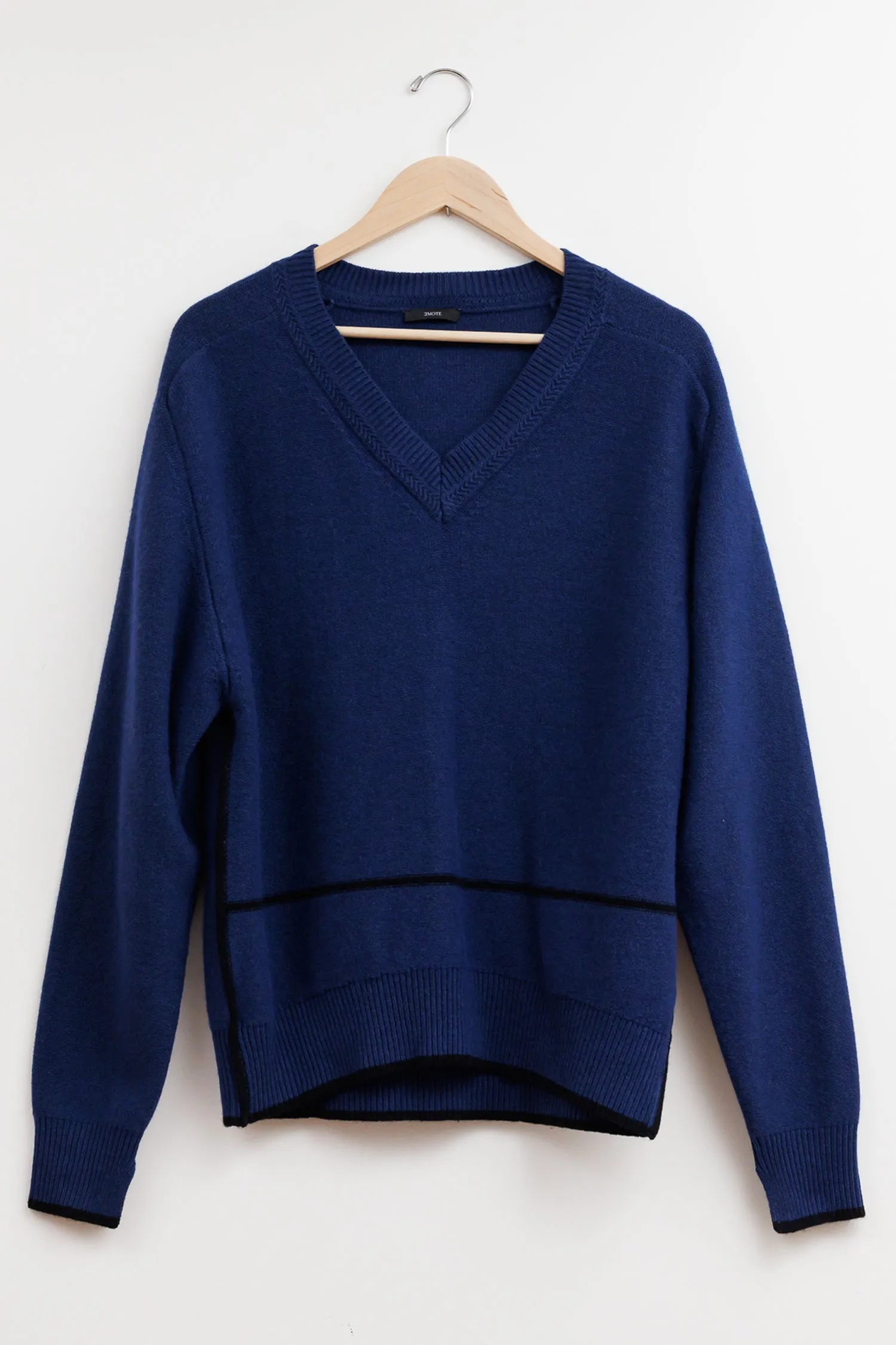 V NECK SCARF SWEATER sold by EMOTE product image thumbnail 2