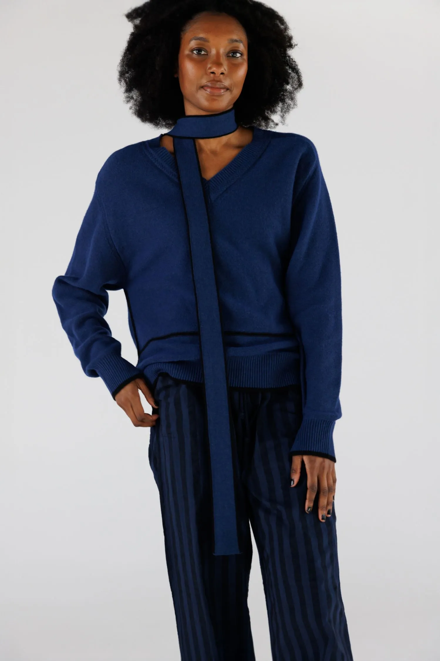 V NECK SCARF SWEATER sold by EMOTE product image thumbnail 5