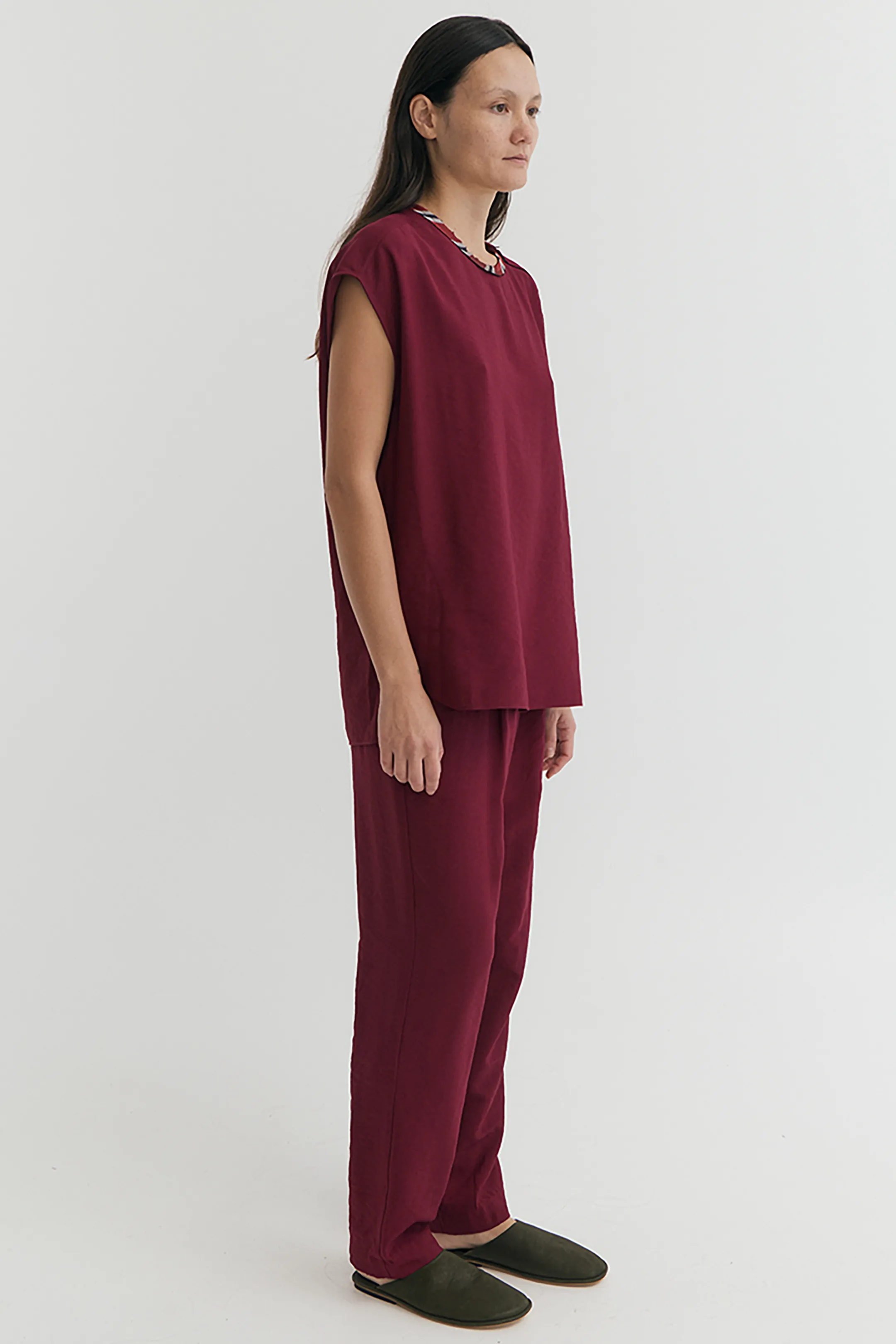 SLEEVELESS SIDE ZIP TOP PLUM sold by EMOTE product image thumbnail 4