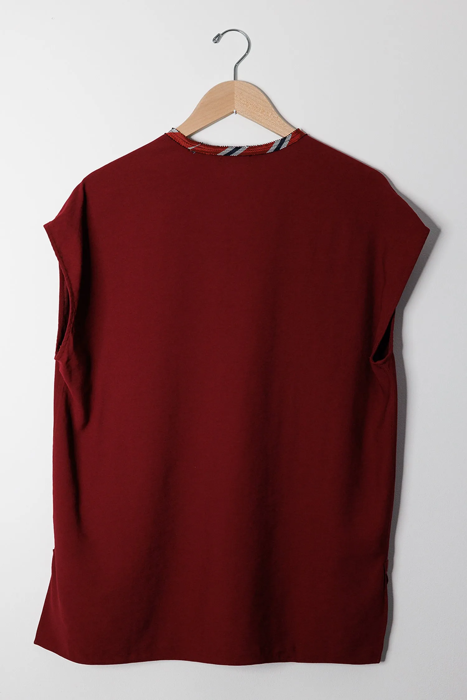 SLEEVELESS SIDE ZIP TOP PLUM sold by EMOTE product image thumbnail 3