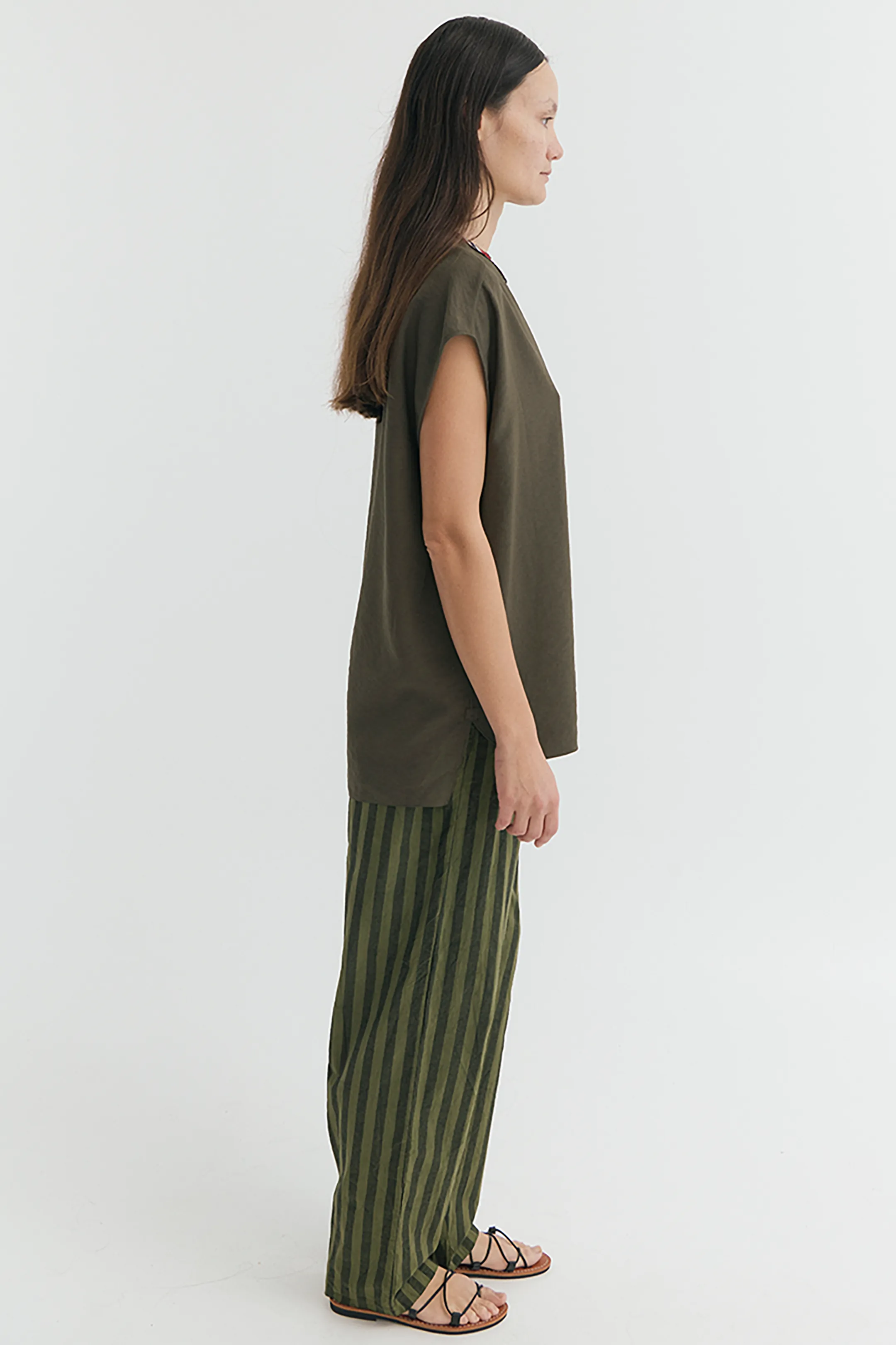 SLEEVELESS SIDE ZIP TOP OLIVE sold by EMOTE product image thumbnail 4