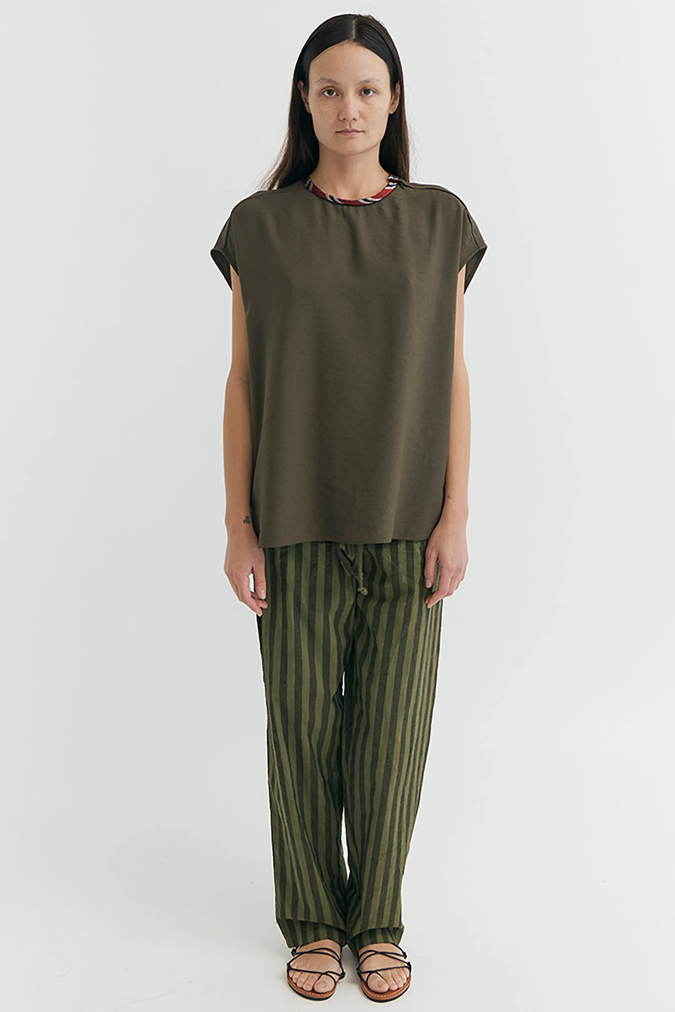 SLEEVELESS SIDE ZIP TOP OLIVE sold by EMOTE