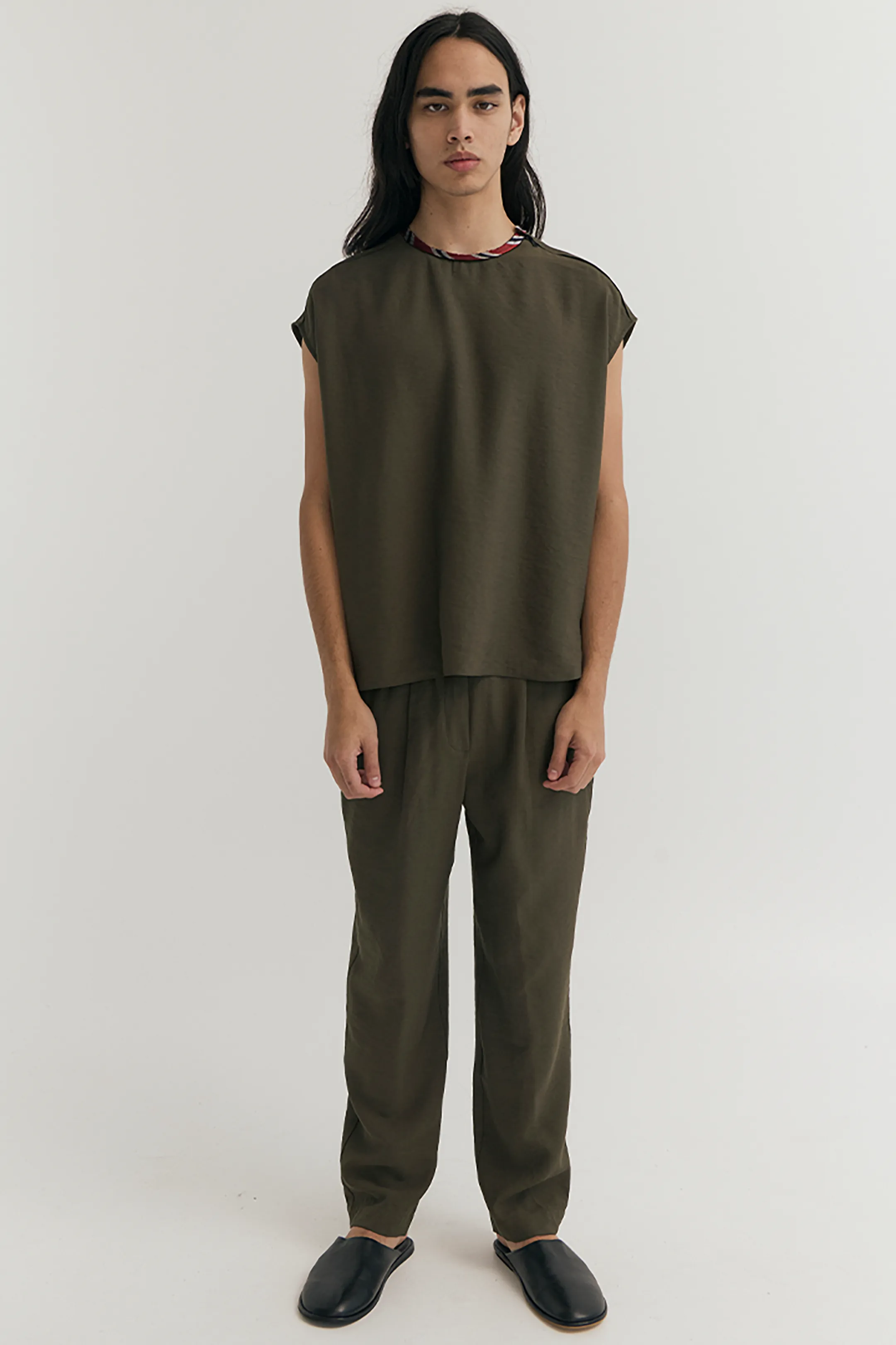 ELASTIC WAIST PANT sold by EMOTE