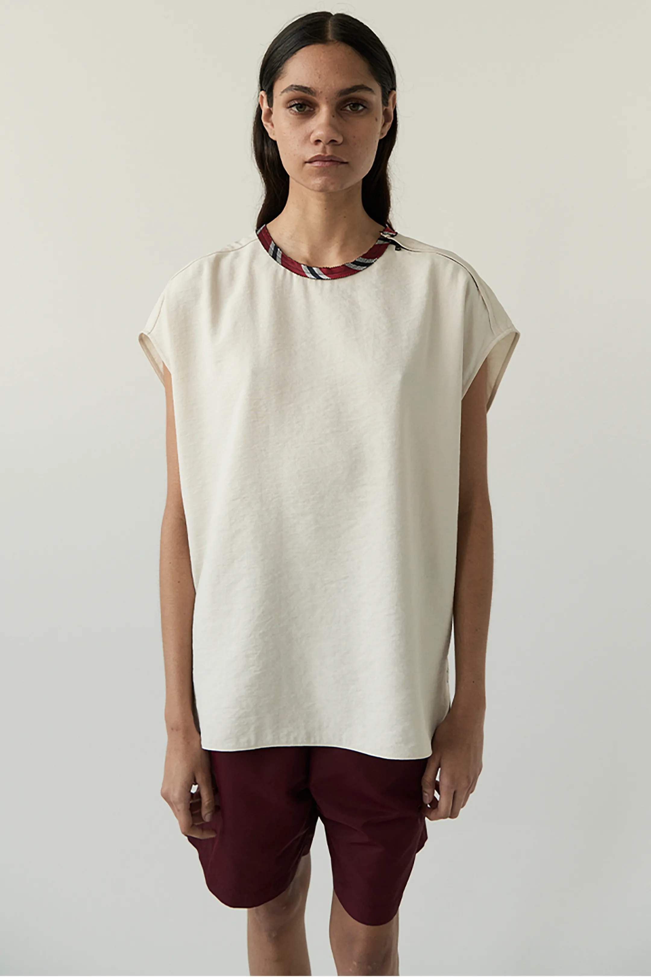 SLEEVELESS SIDE ZIP TOP sold by EMOTE product image thumbnail 4