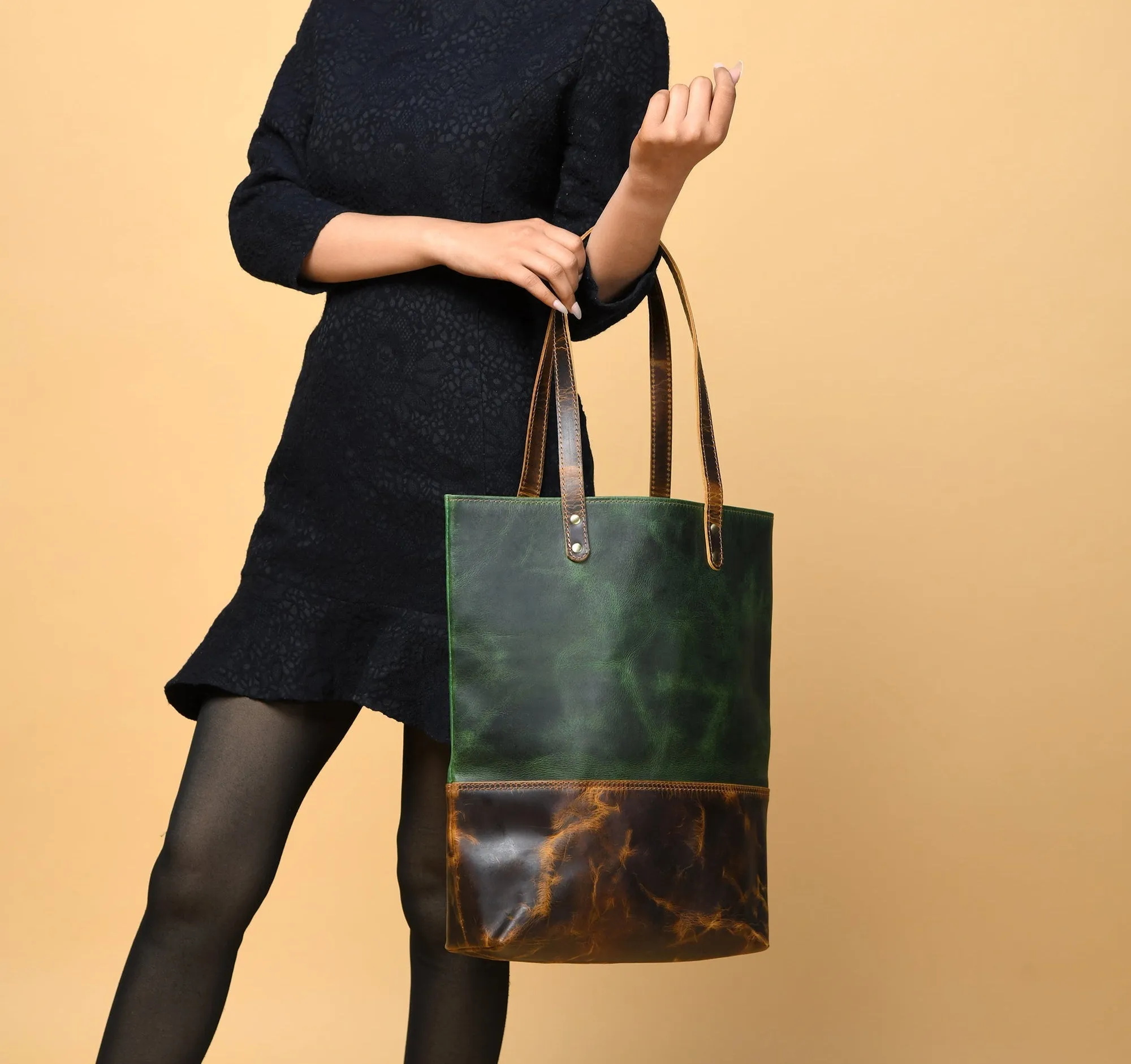 Green Women's Leather Tote sold by Classy Leather Bags product image thumbnail 3