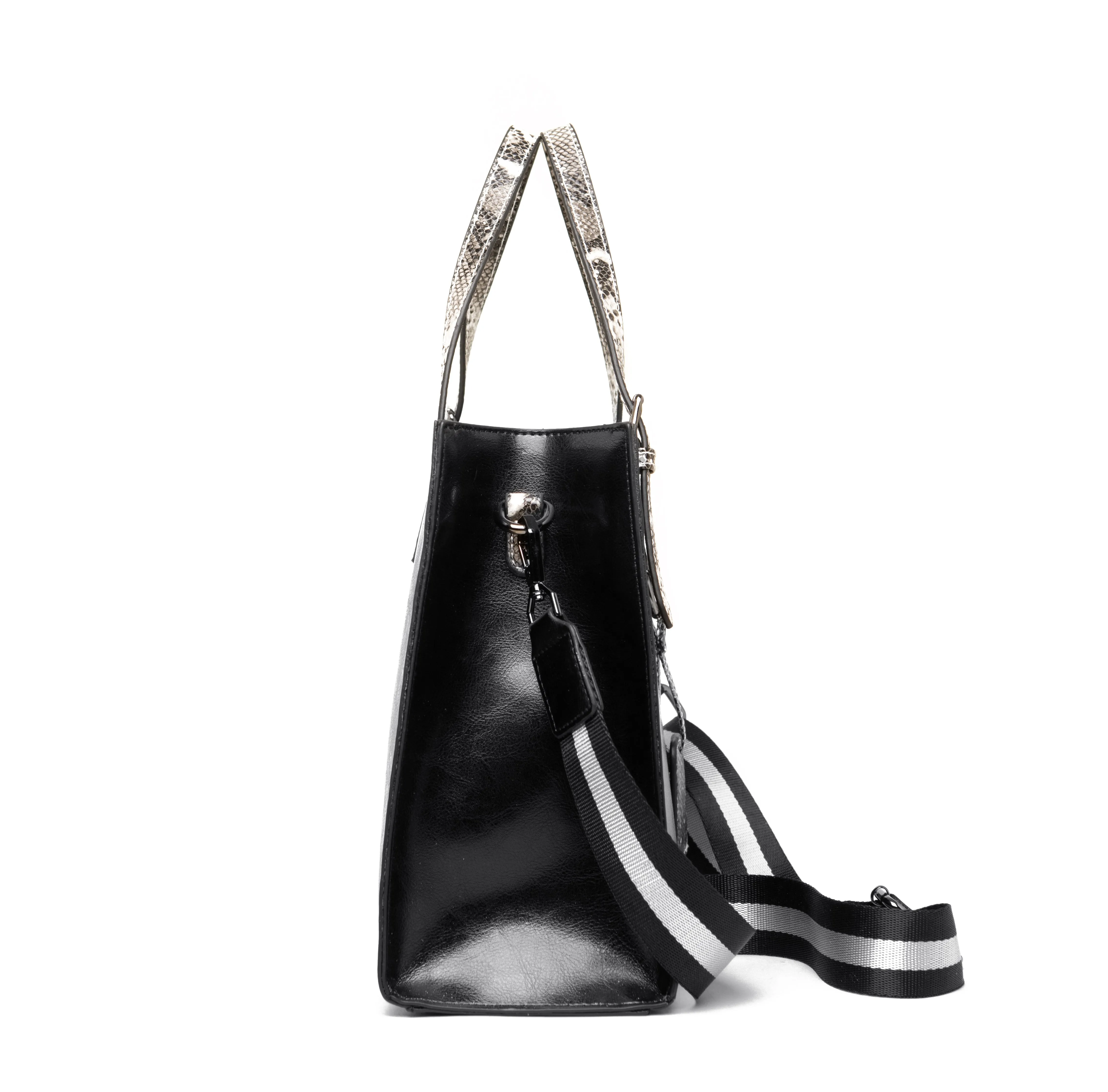 The Medium Crossbody Tote sold by Classy Leather Bags product image thumbnail 4