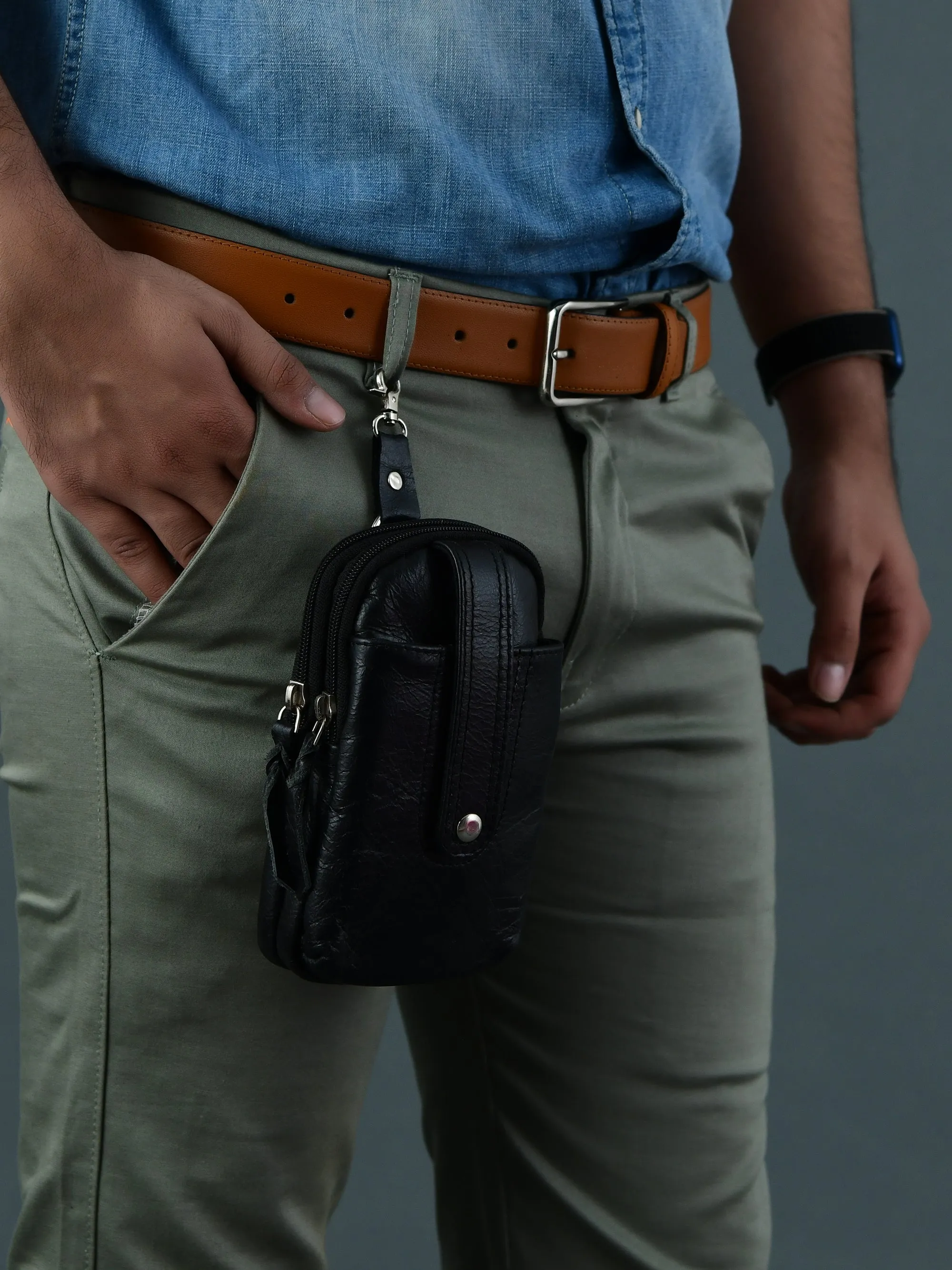 Jet-Set Organizer: Leather Phone Pouch sold by Classy Leather Bags product image thumbnail 5