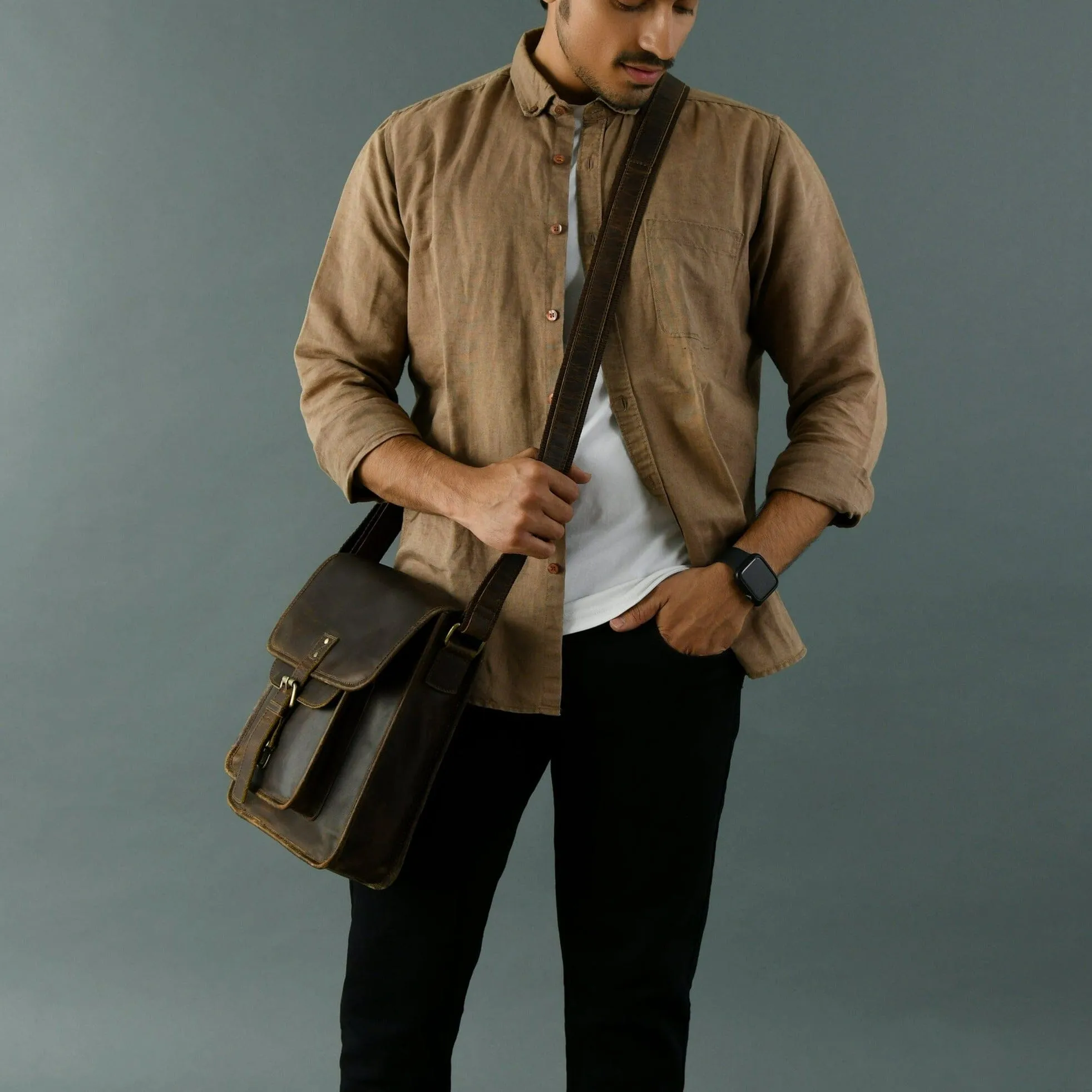 Urban Messenger Bag sold by Classy Leather Bags product image thumbnail 3