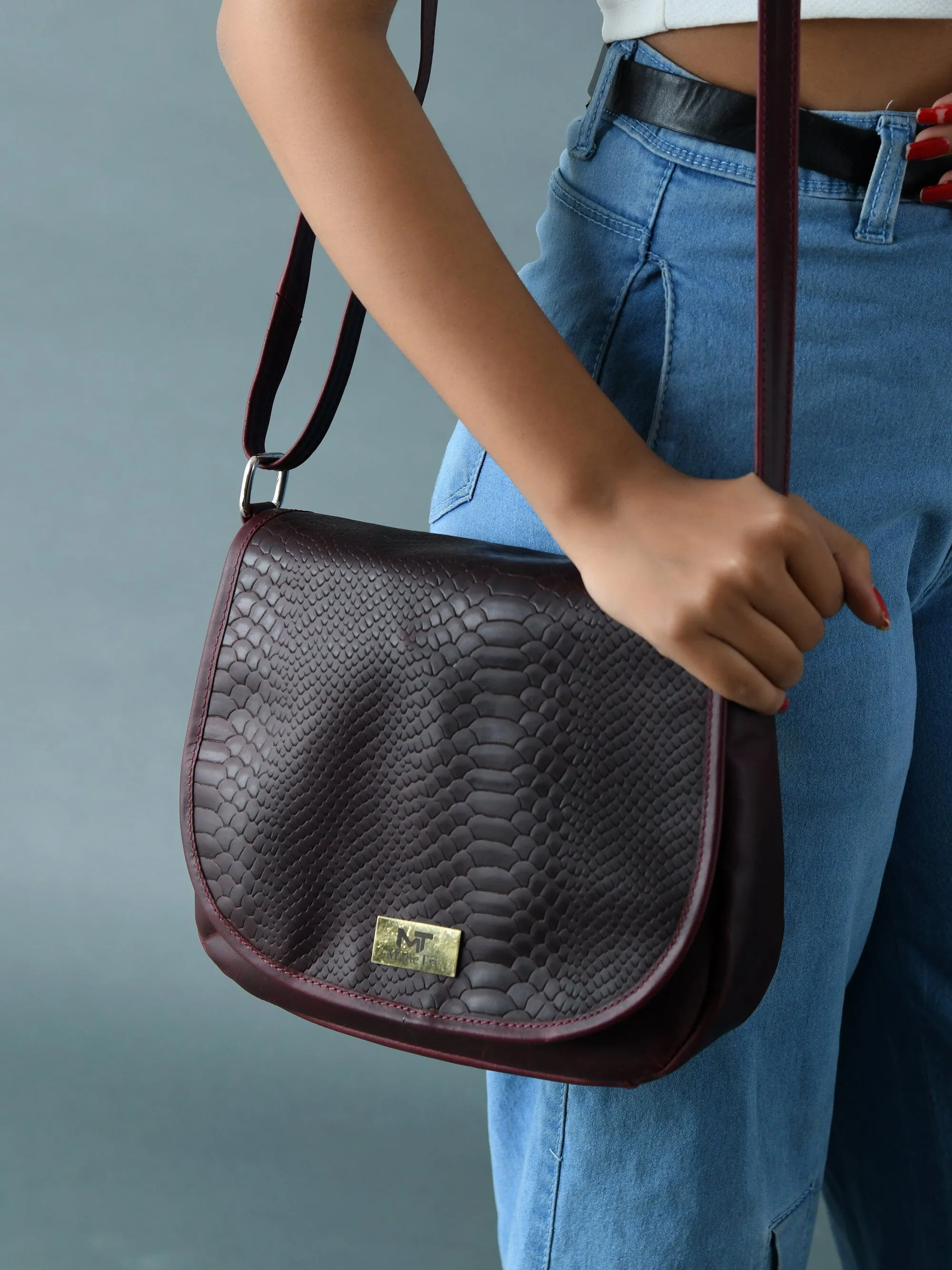 The Croco Satchel- Cherry Red sold by Classy Leather Bags product image thumbnail 2