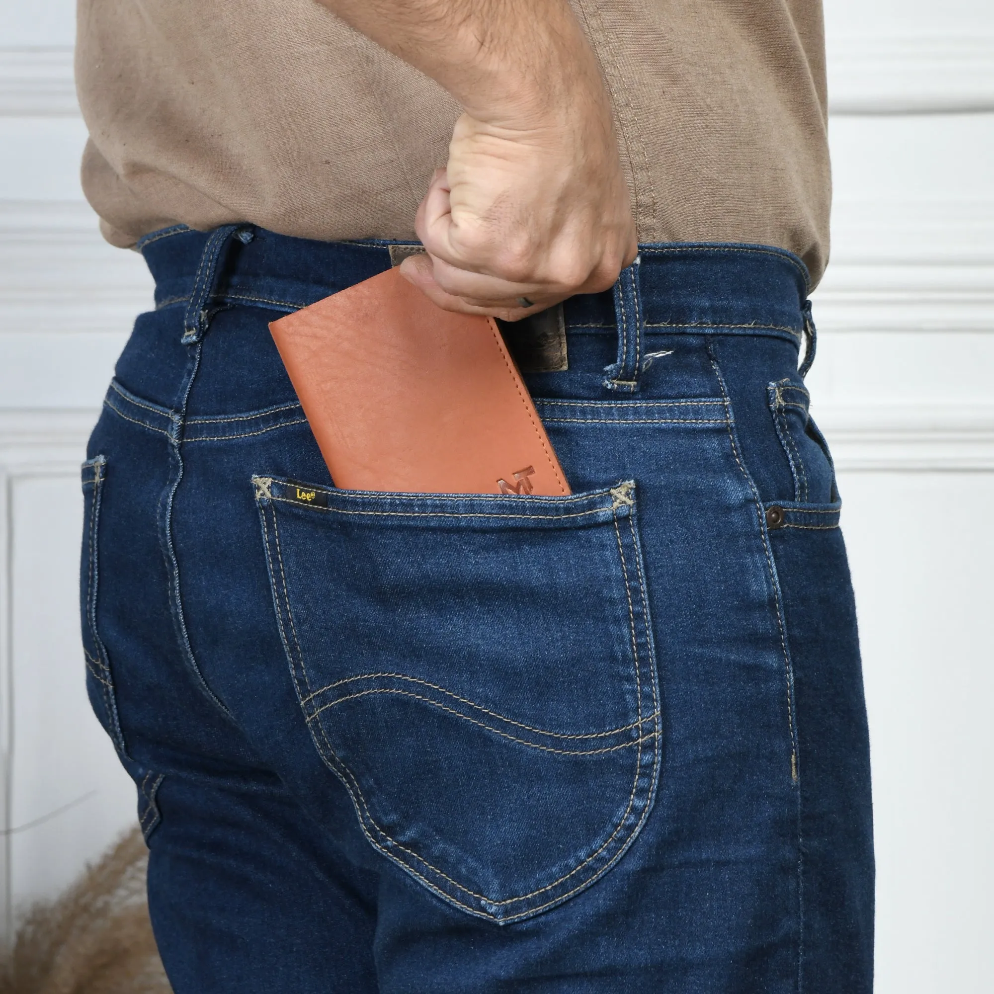 Solomon Slim Bi-fold Wallet sold by Classy Leather Bags product image thumbnail 3