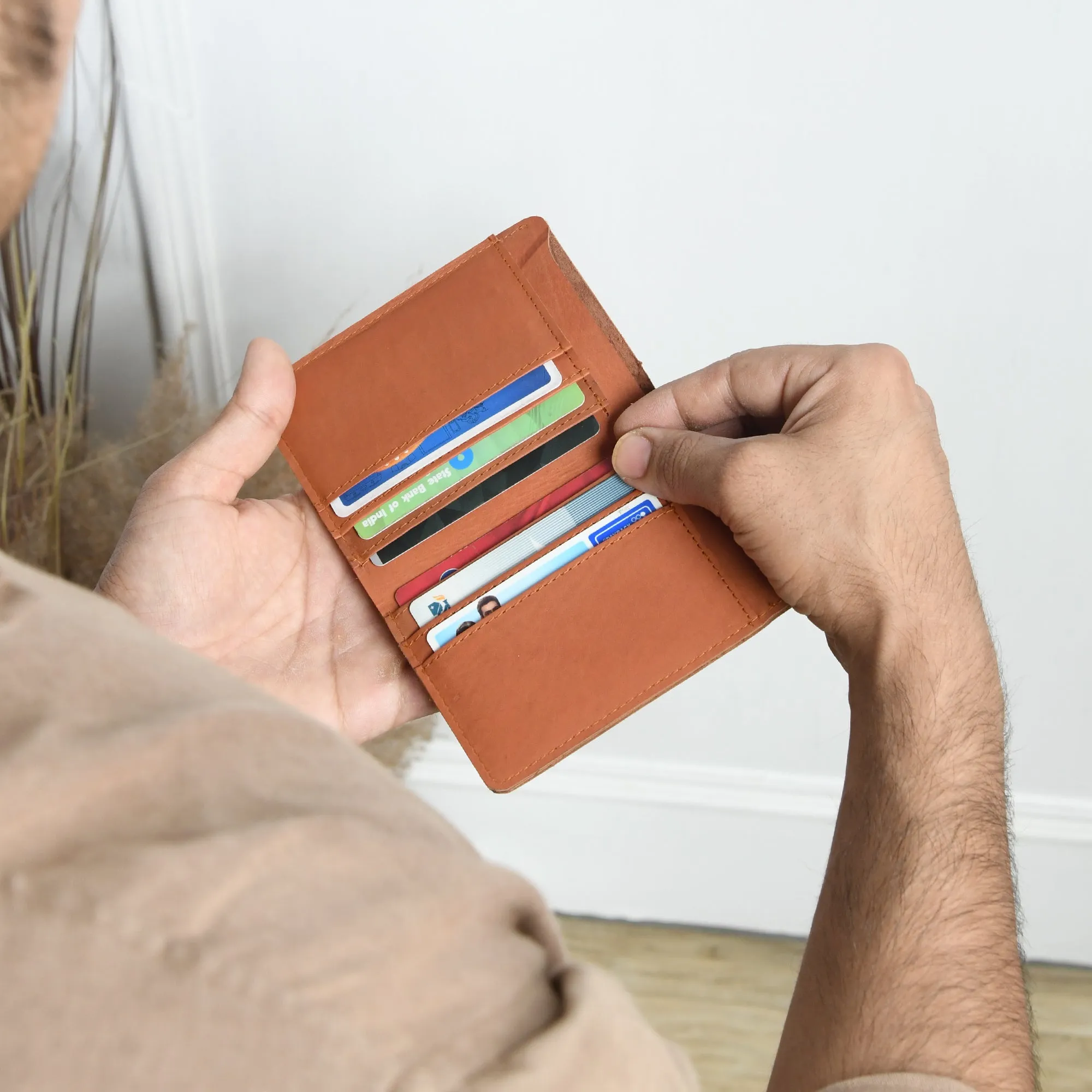 Solomon Slim Bi-fold Wallet sold by Classy Leather Bags product image thumbnail 4