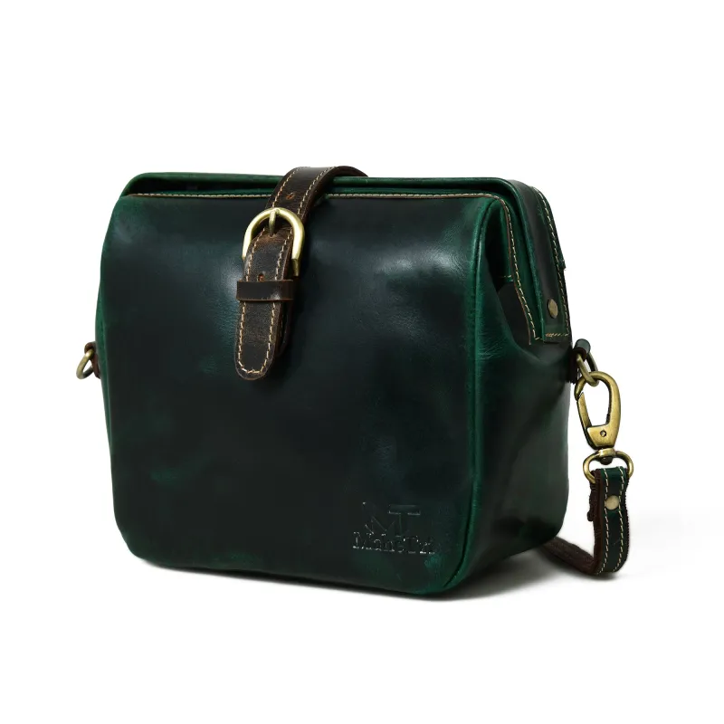 City Explorer Crossbody made by Classy Leather Bags