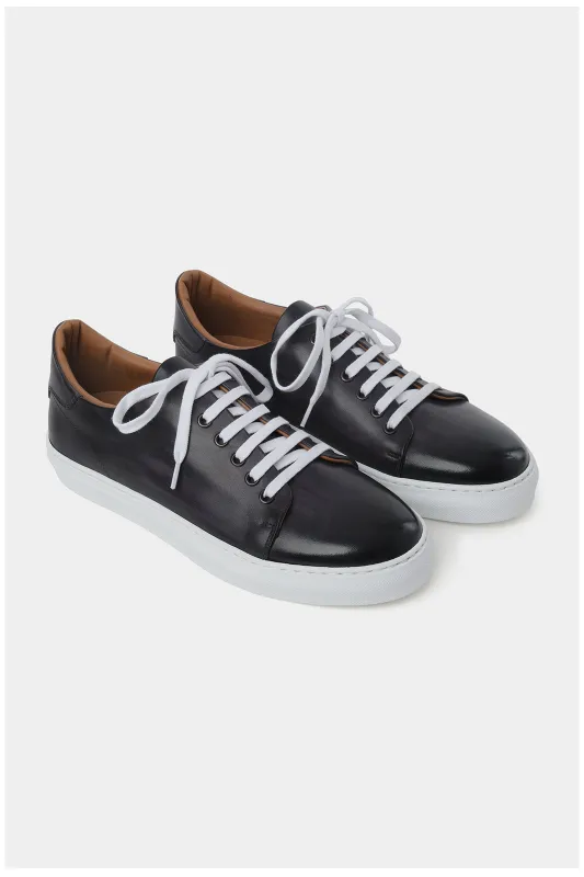 Sneakers patinée en cuir - Grise made by Danyberd
