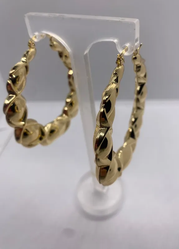 Xoxo Hoops made by House of Charmz & More